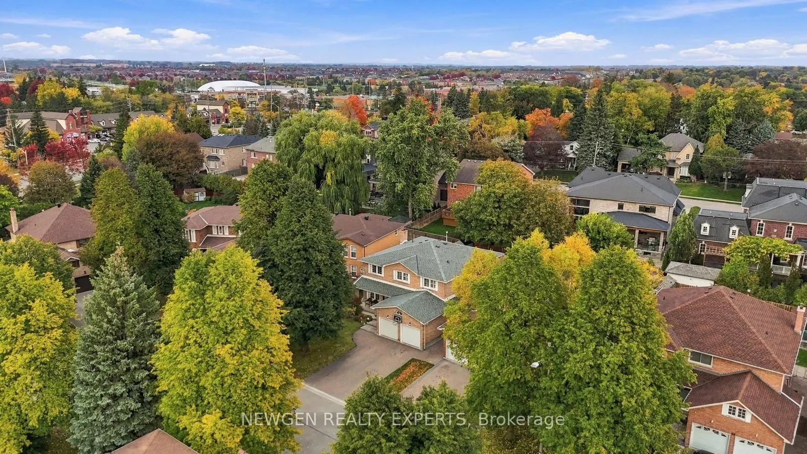 40 Foundry Crescent E