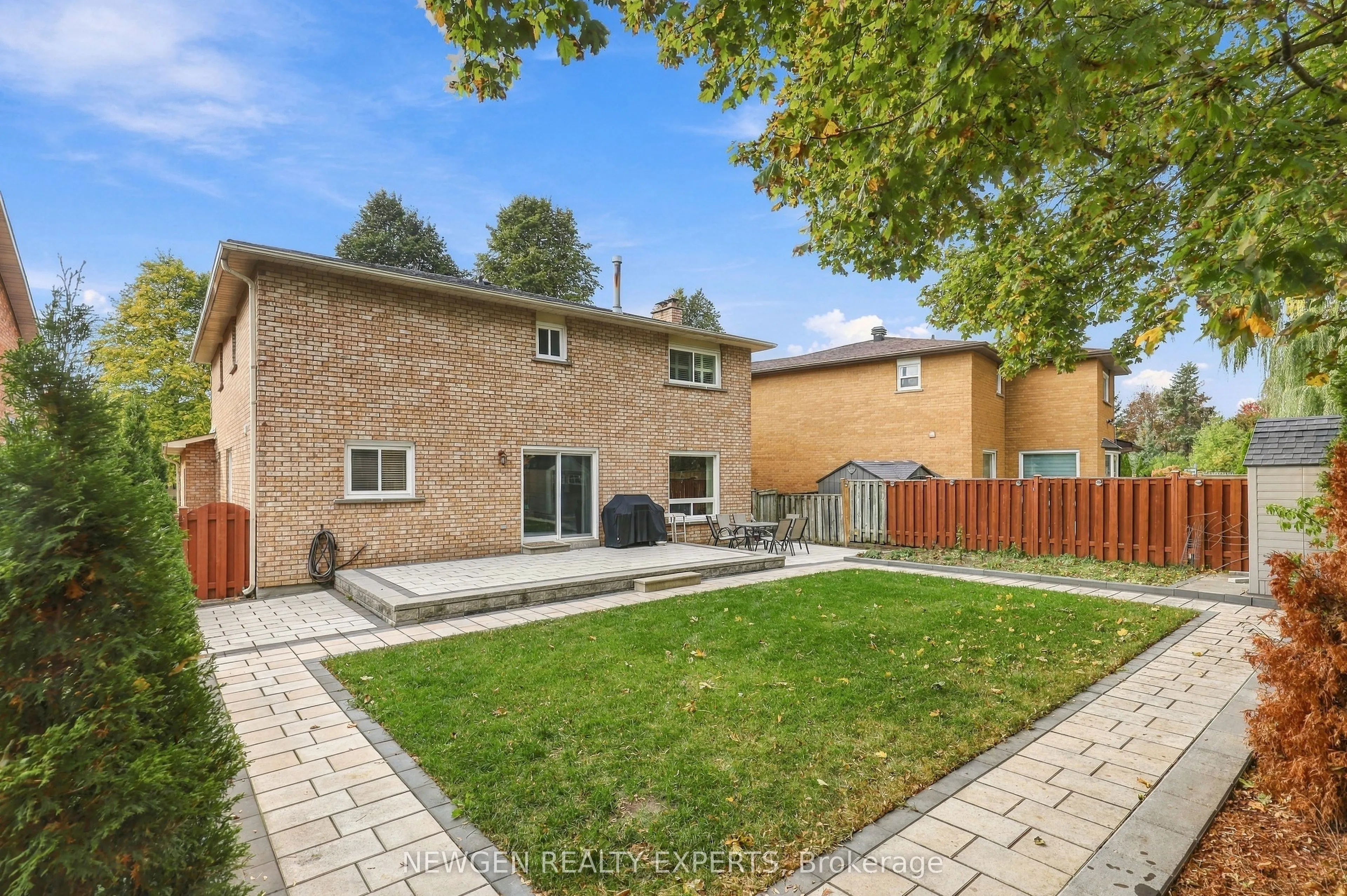 40 Foundry Crescent E