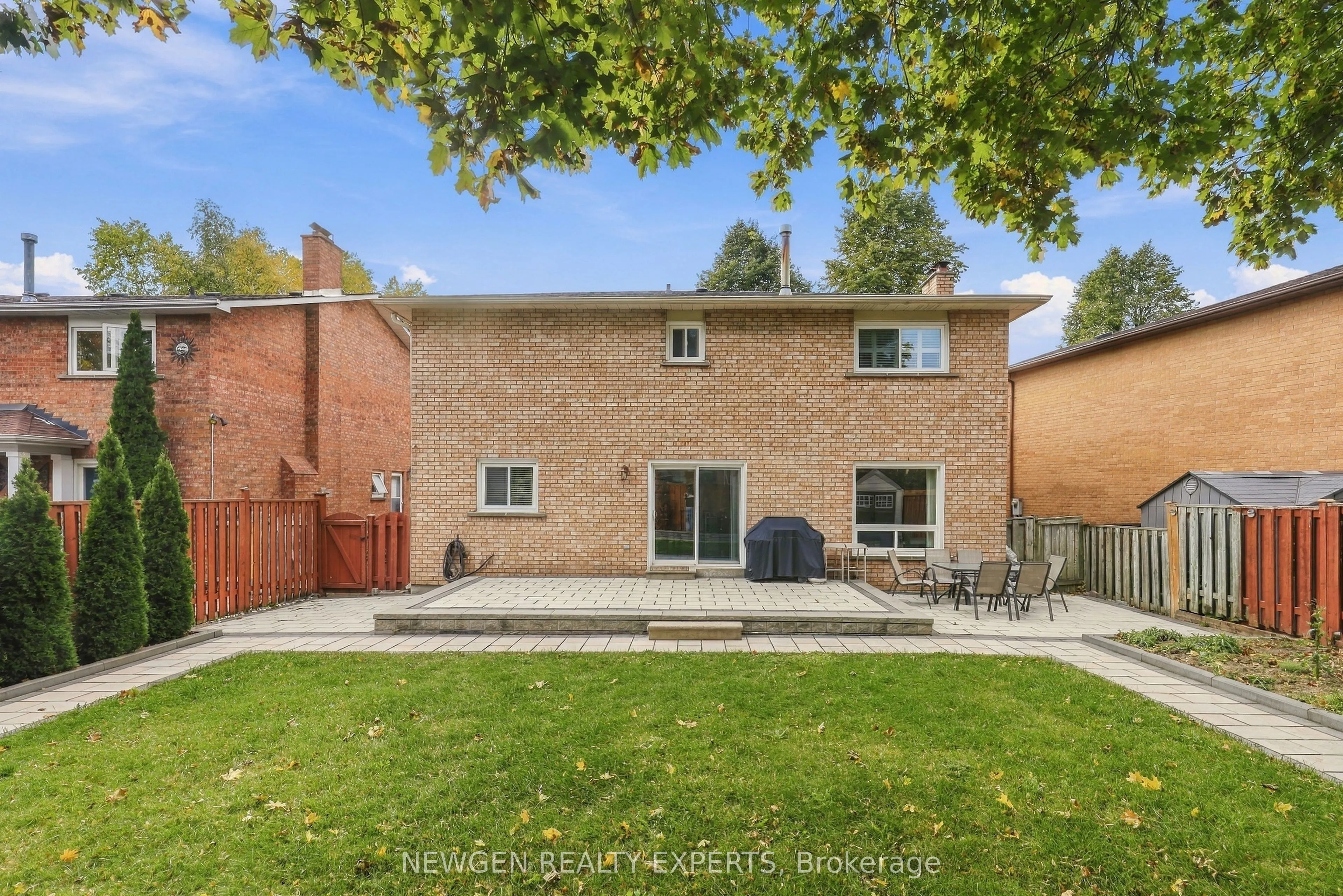 40 Foundry Crescent E