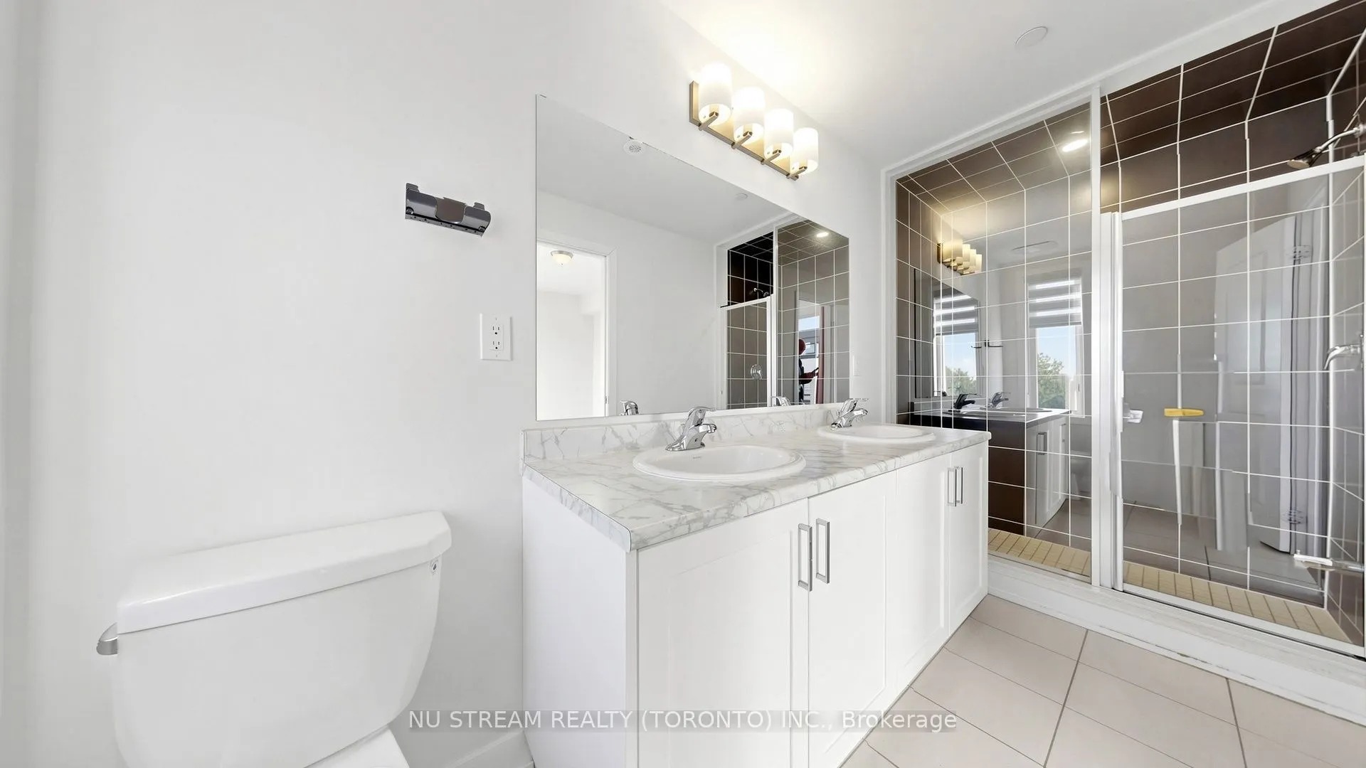 72 Ingersoll Lane