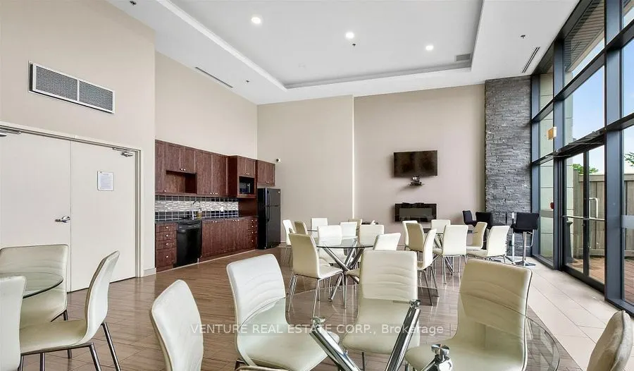 12 Woodstream Boulevard #307
