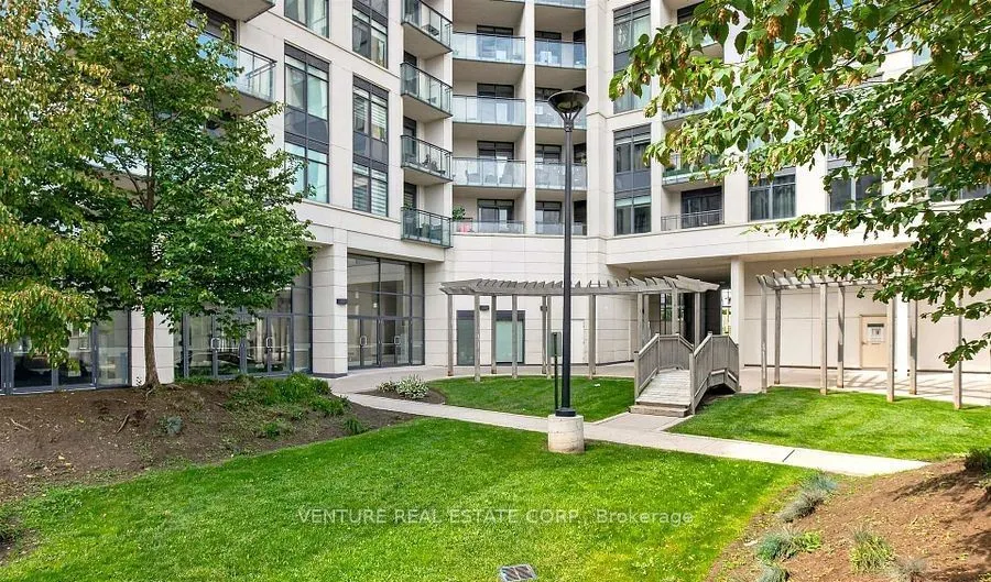 12 Woodstream Boulevard #307