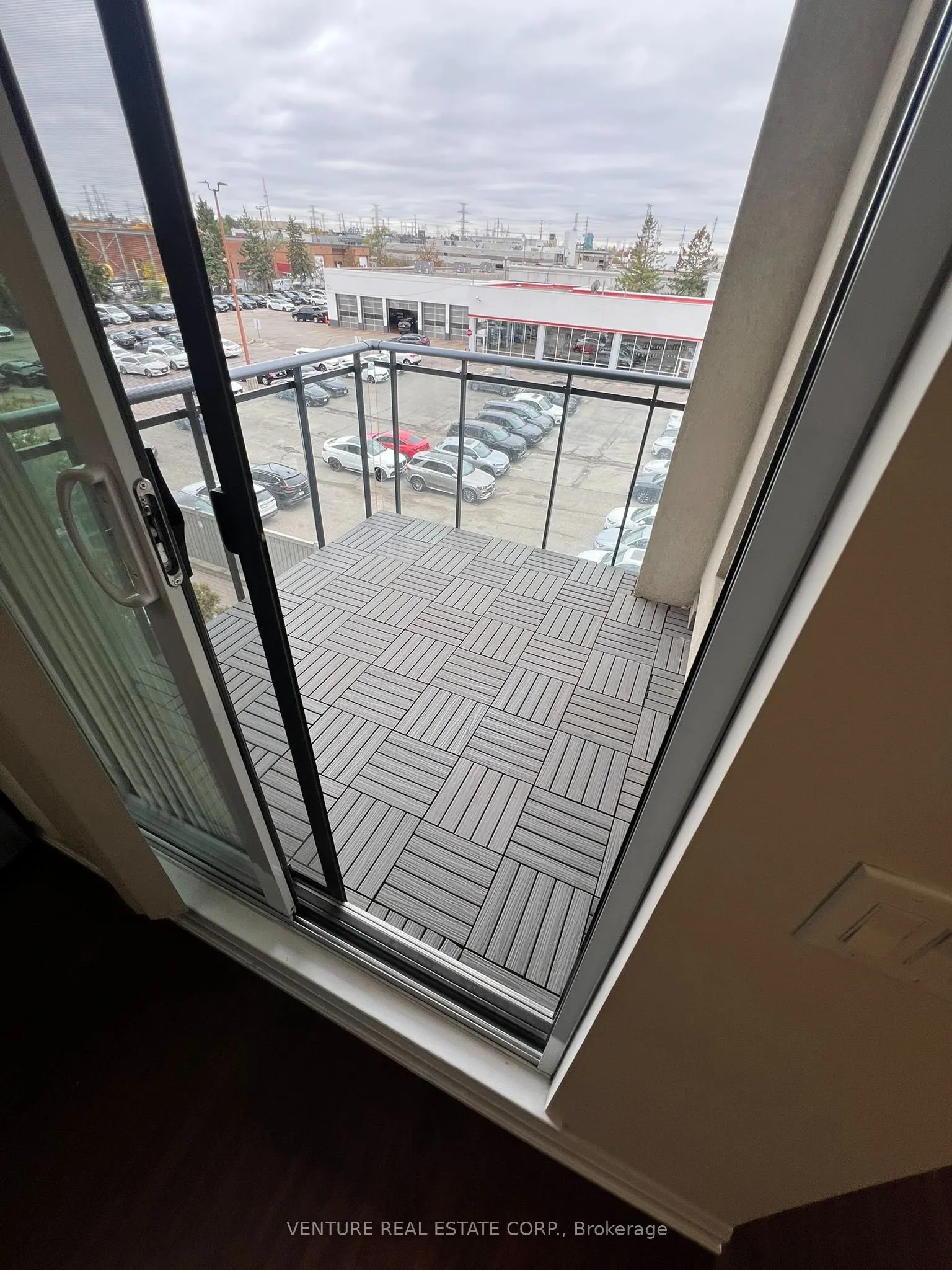 12 Woodstream Boulevard #307