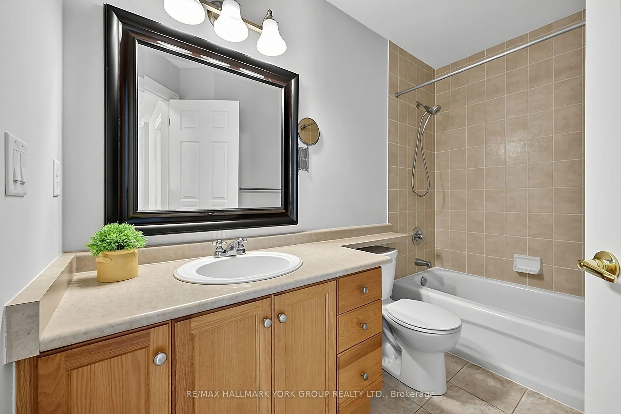 923 Creekfront Way #14