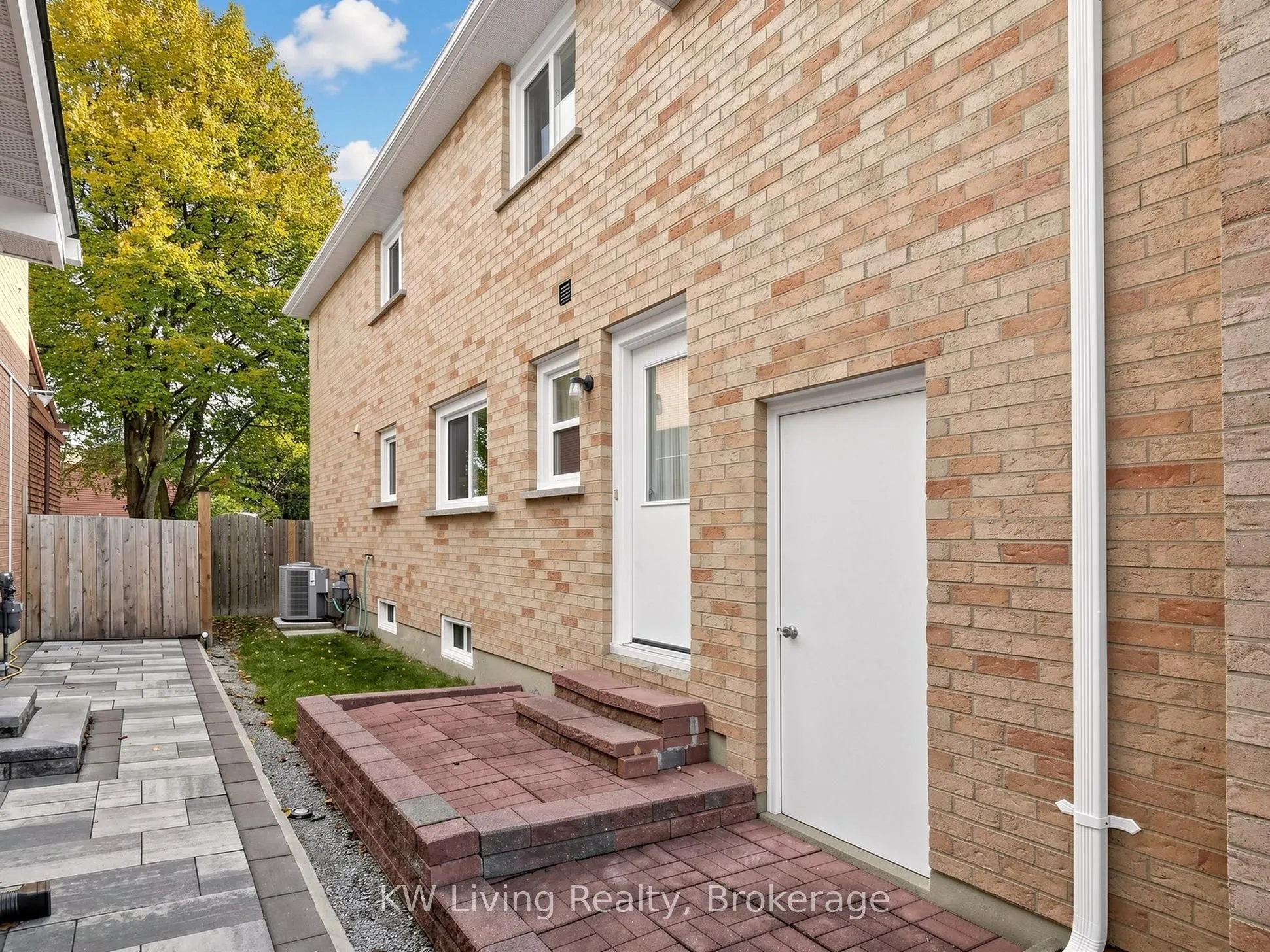 14 Burwell Crescent