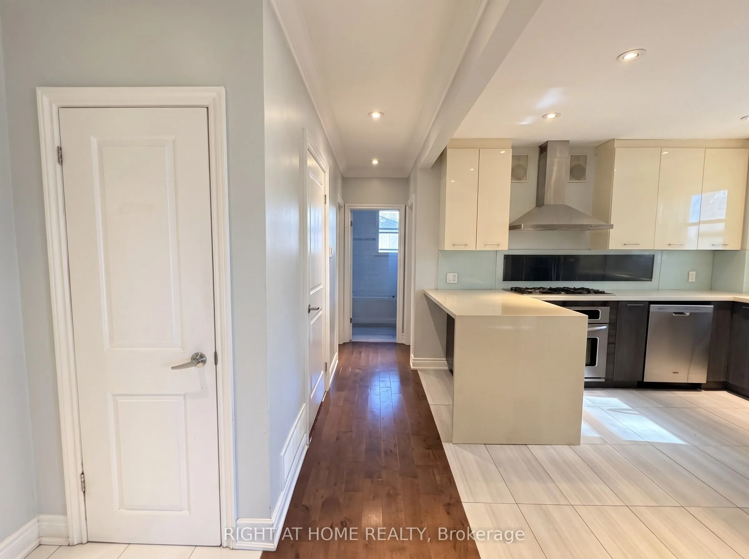 71 Rockport Crescent