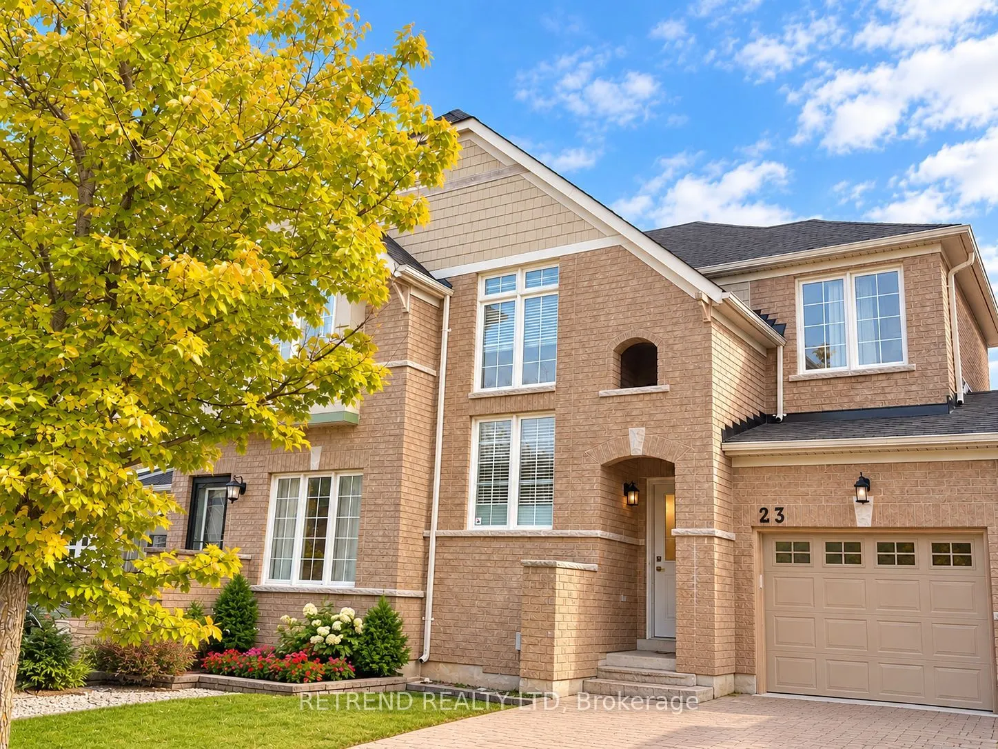 23 Thomas Legge Crescent