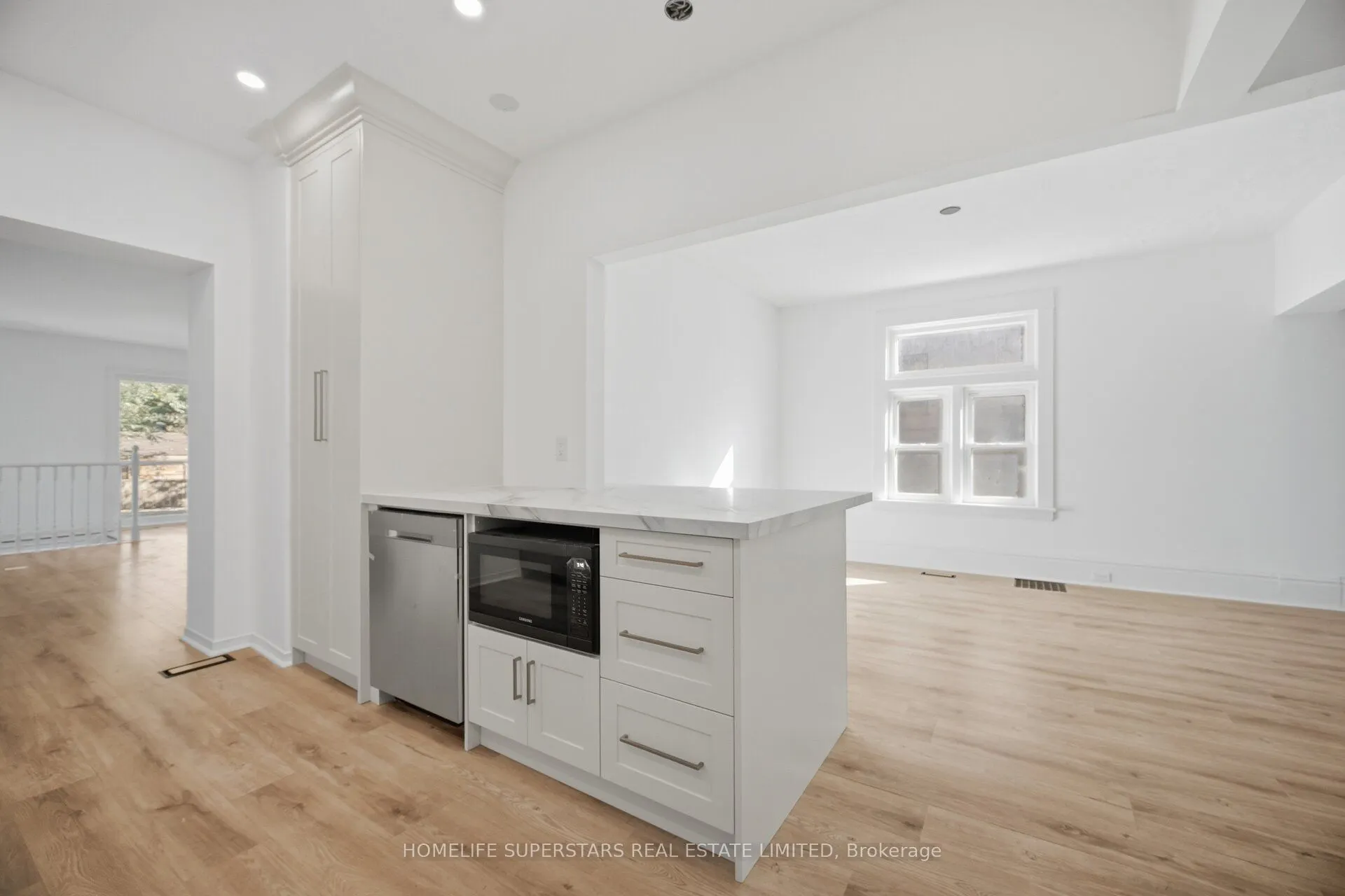 103 Arden Avenue