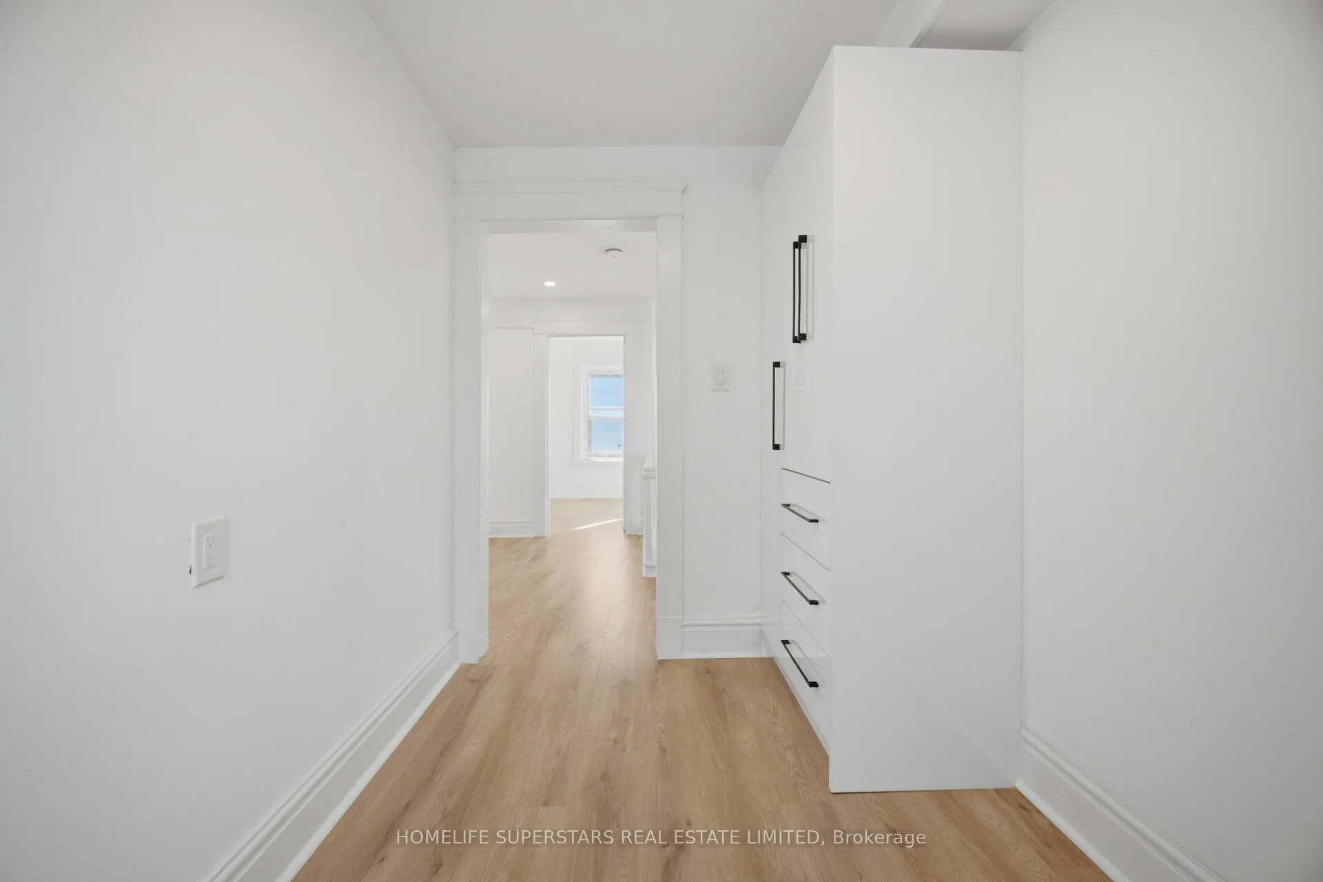 103 Arden Avenue