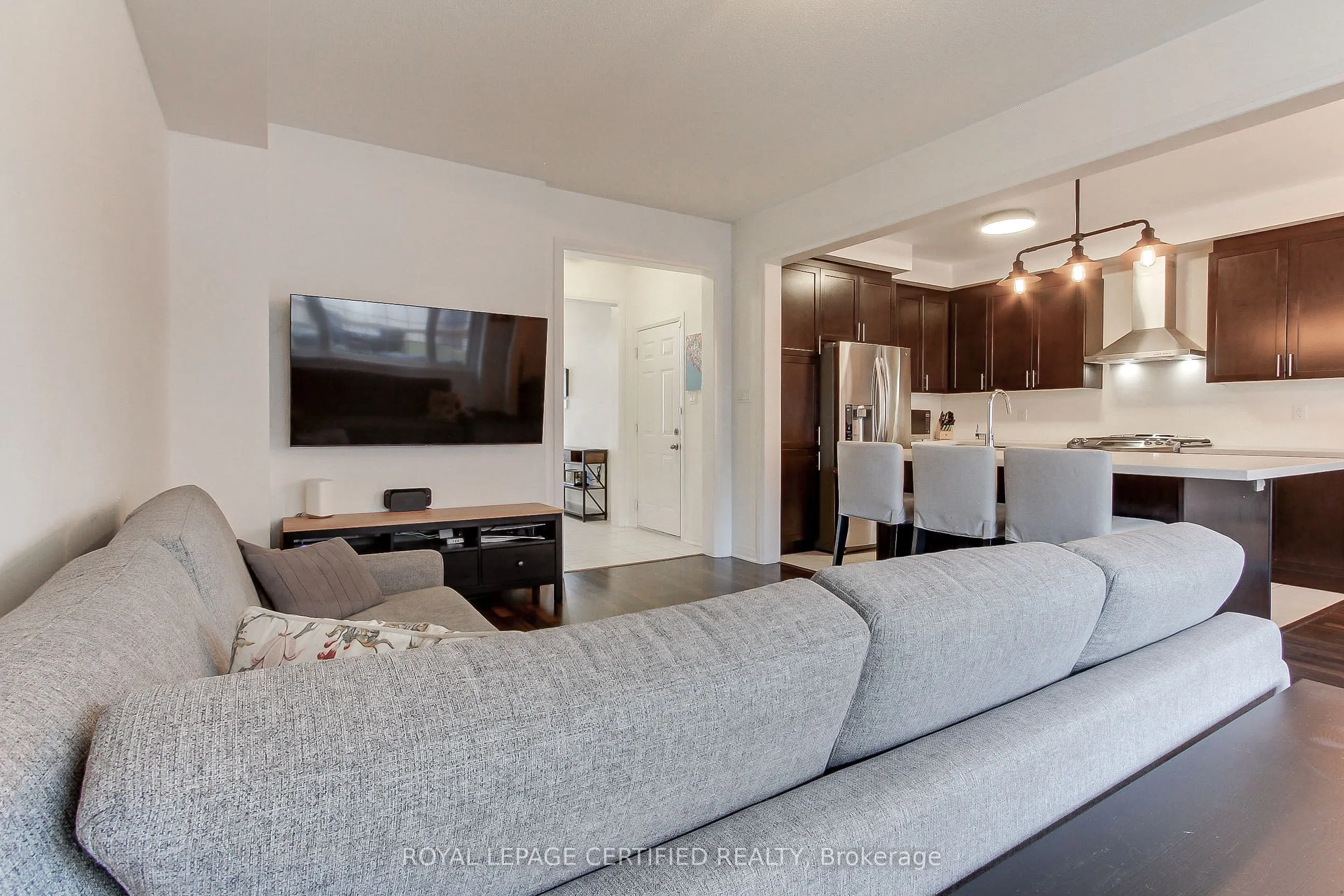 8 Martin Trail