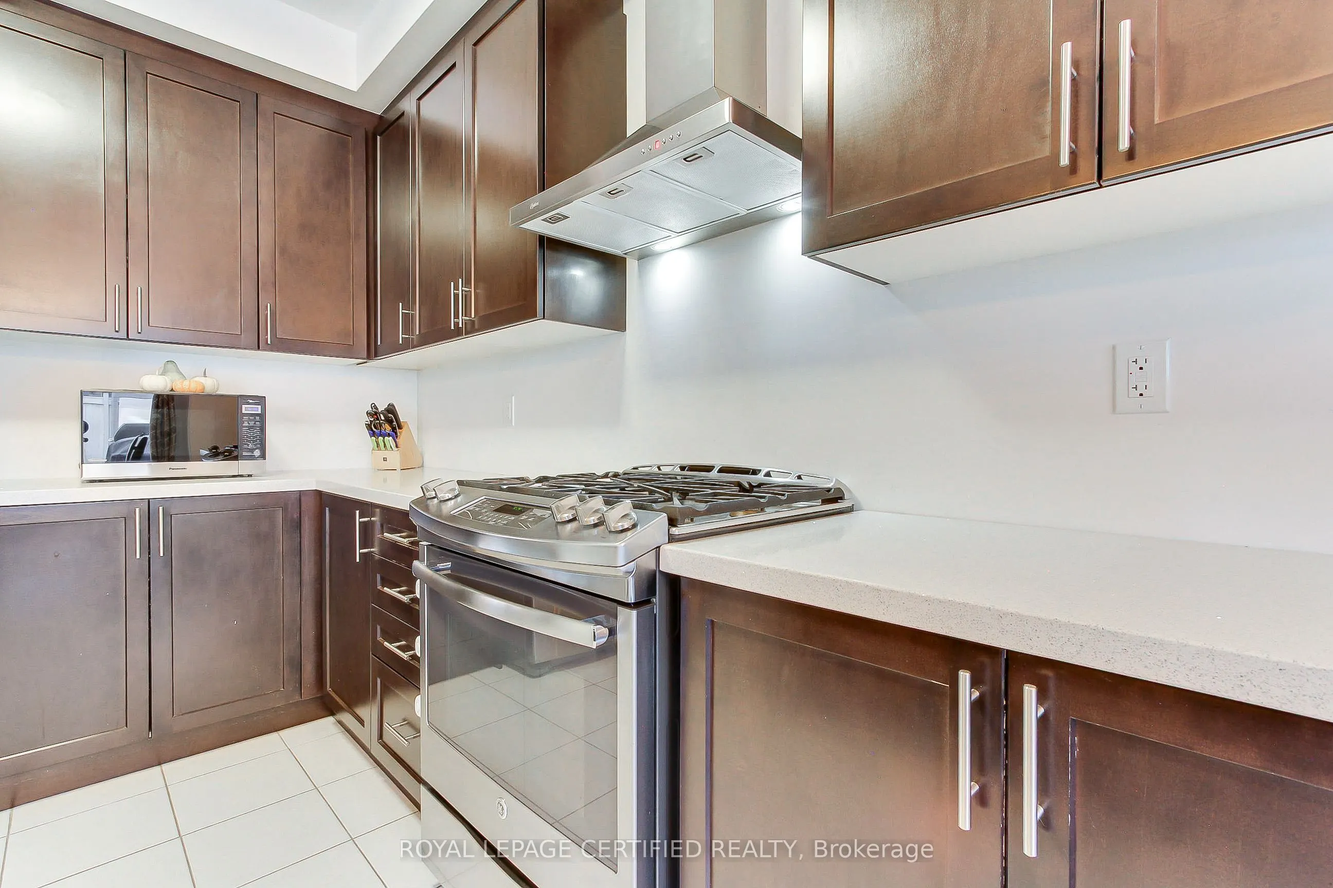 8 Martin Trail