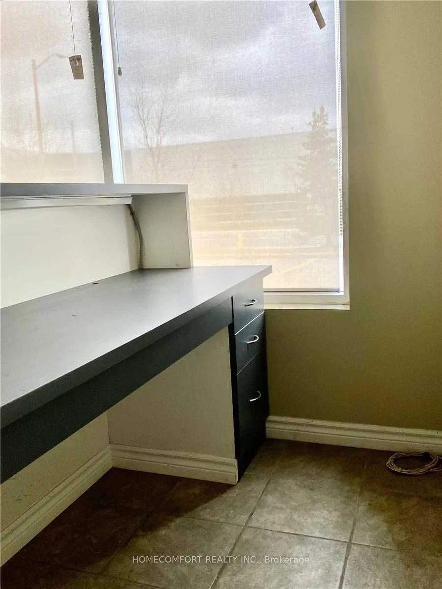 280 Yorktech Drive #22