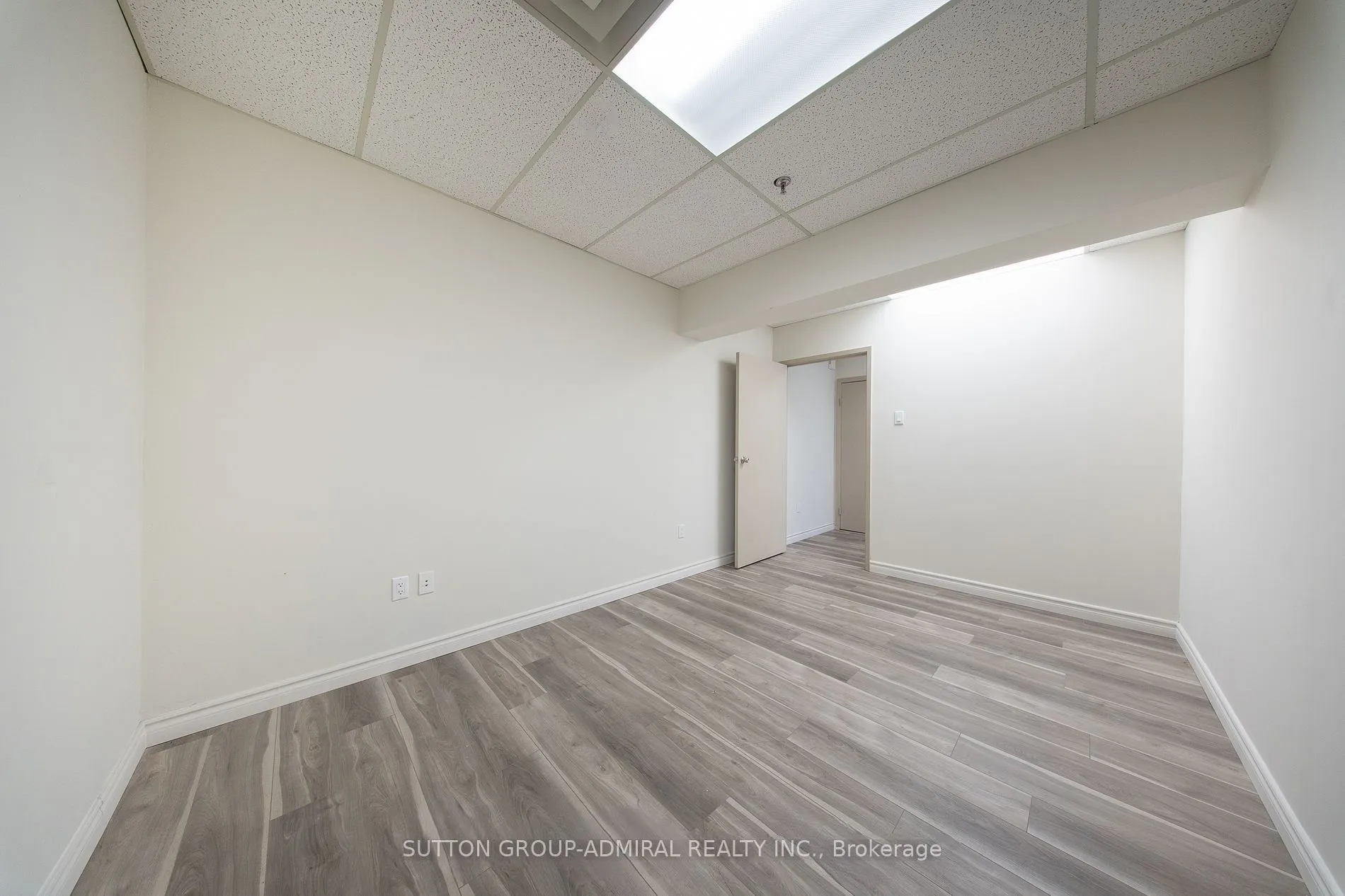 65 Woodstream Boulevard #16 - Upper Level