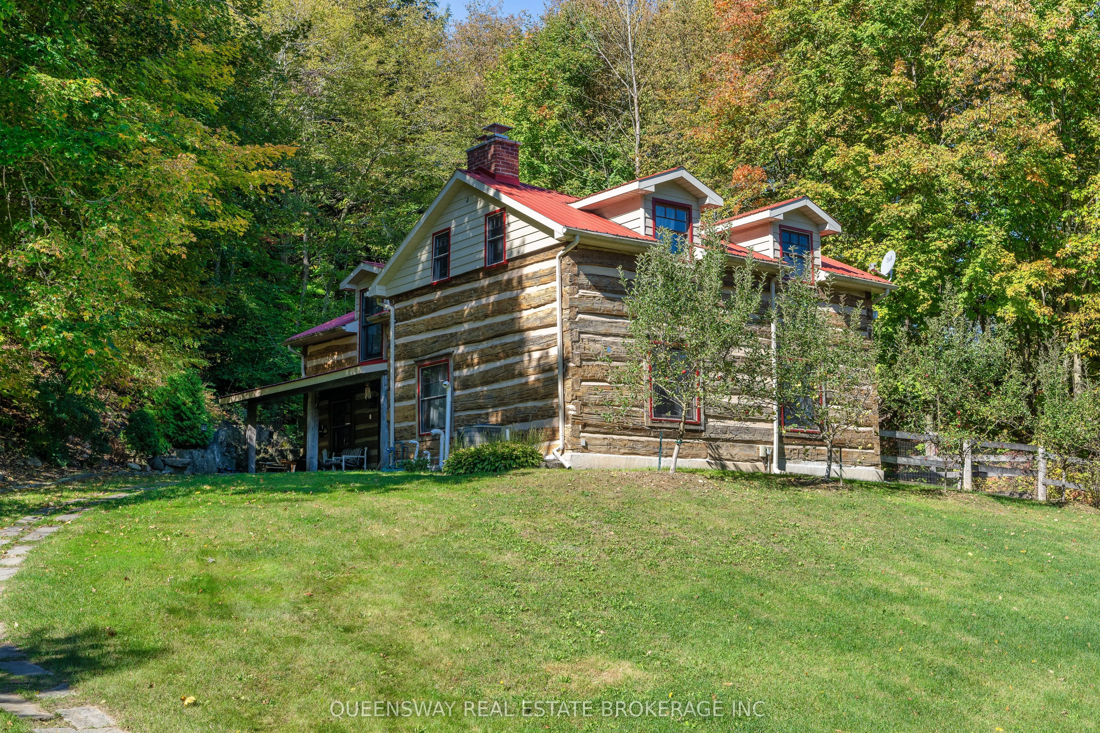 8388 Fifth Side Road