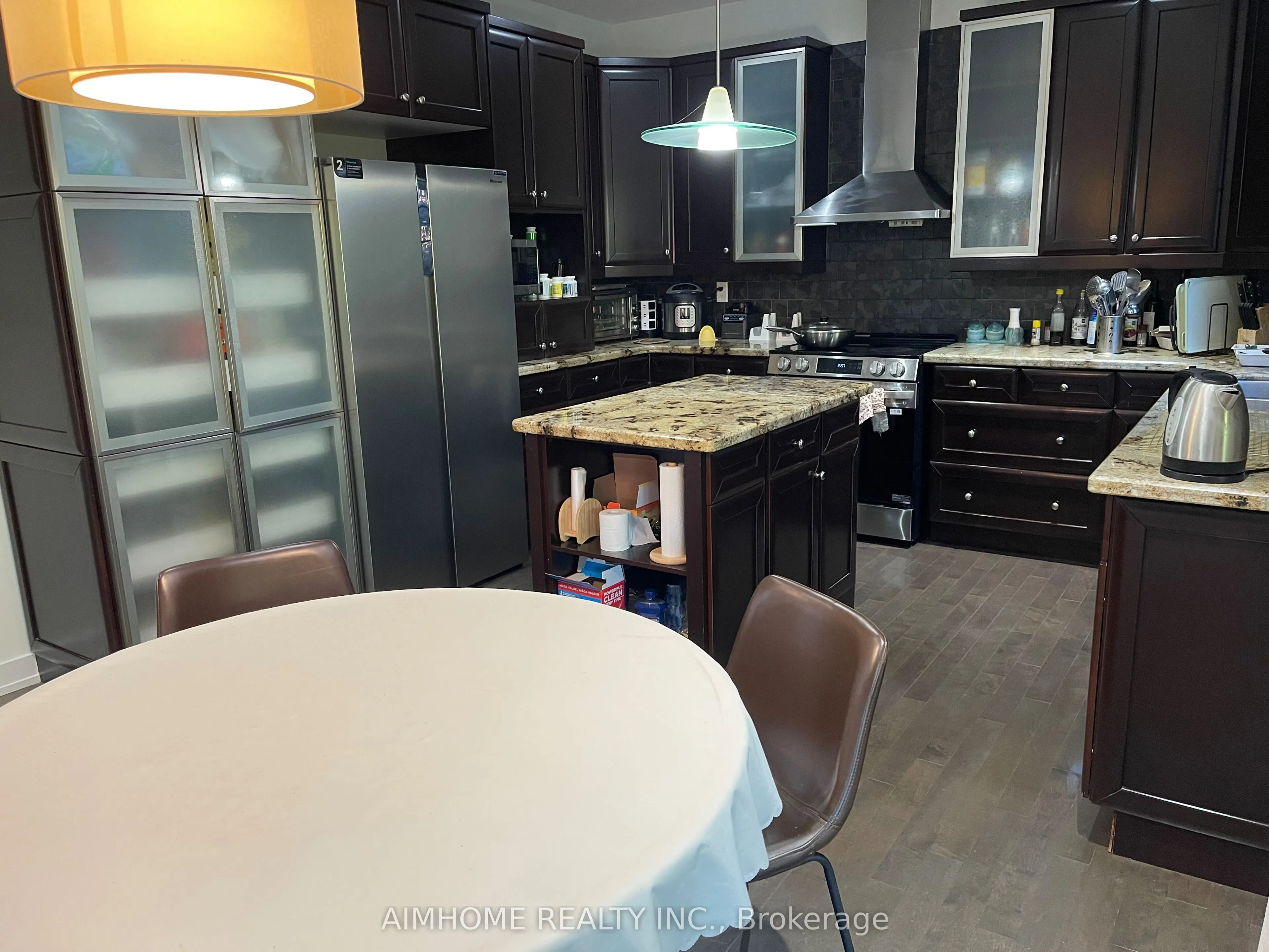 16 Hearthside Avenue #Room 1