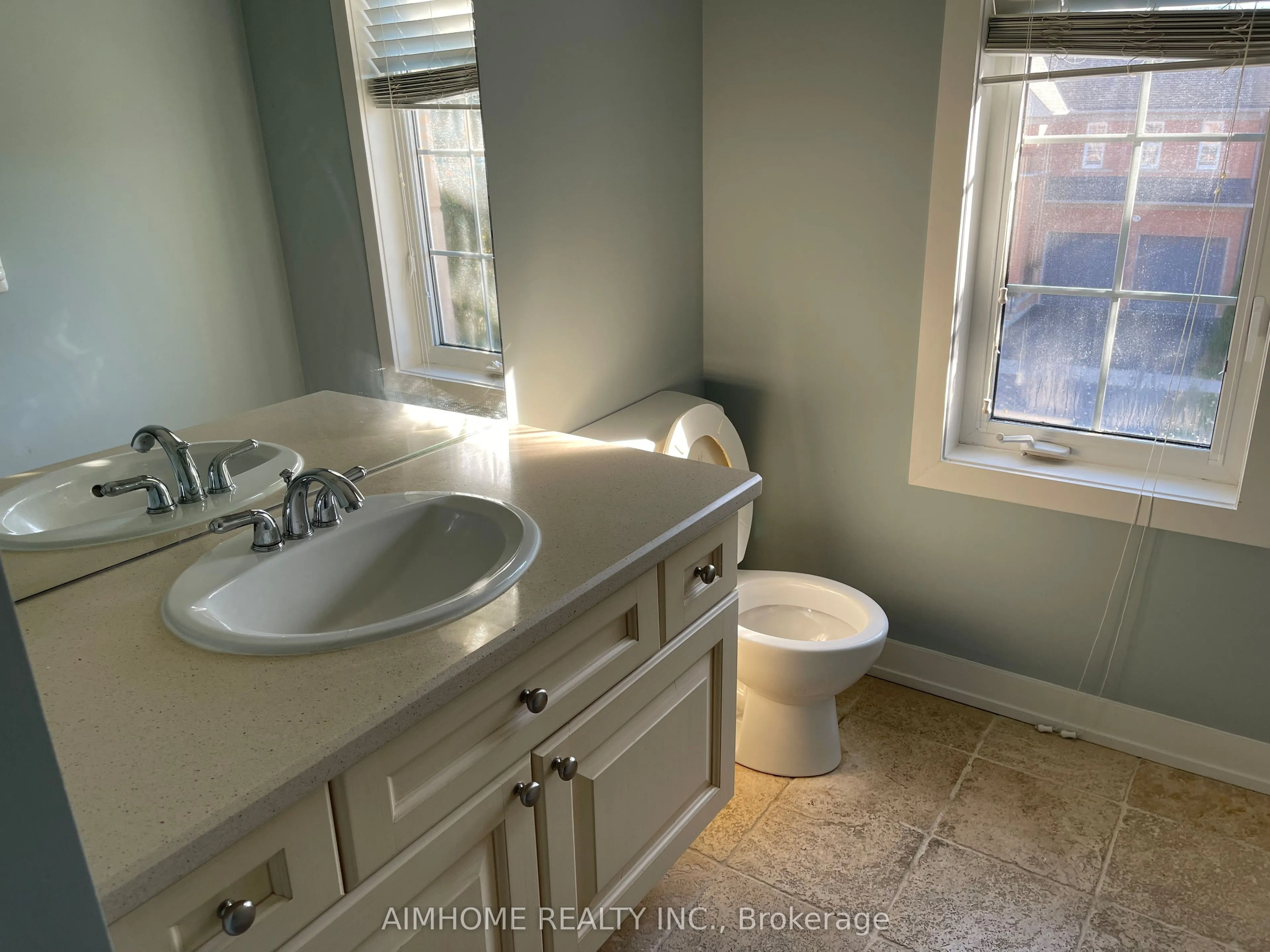 16 Hearthside Avenue #Room 1