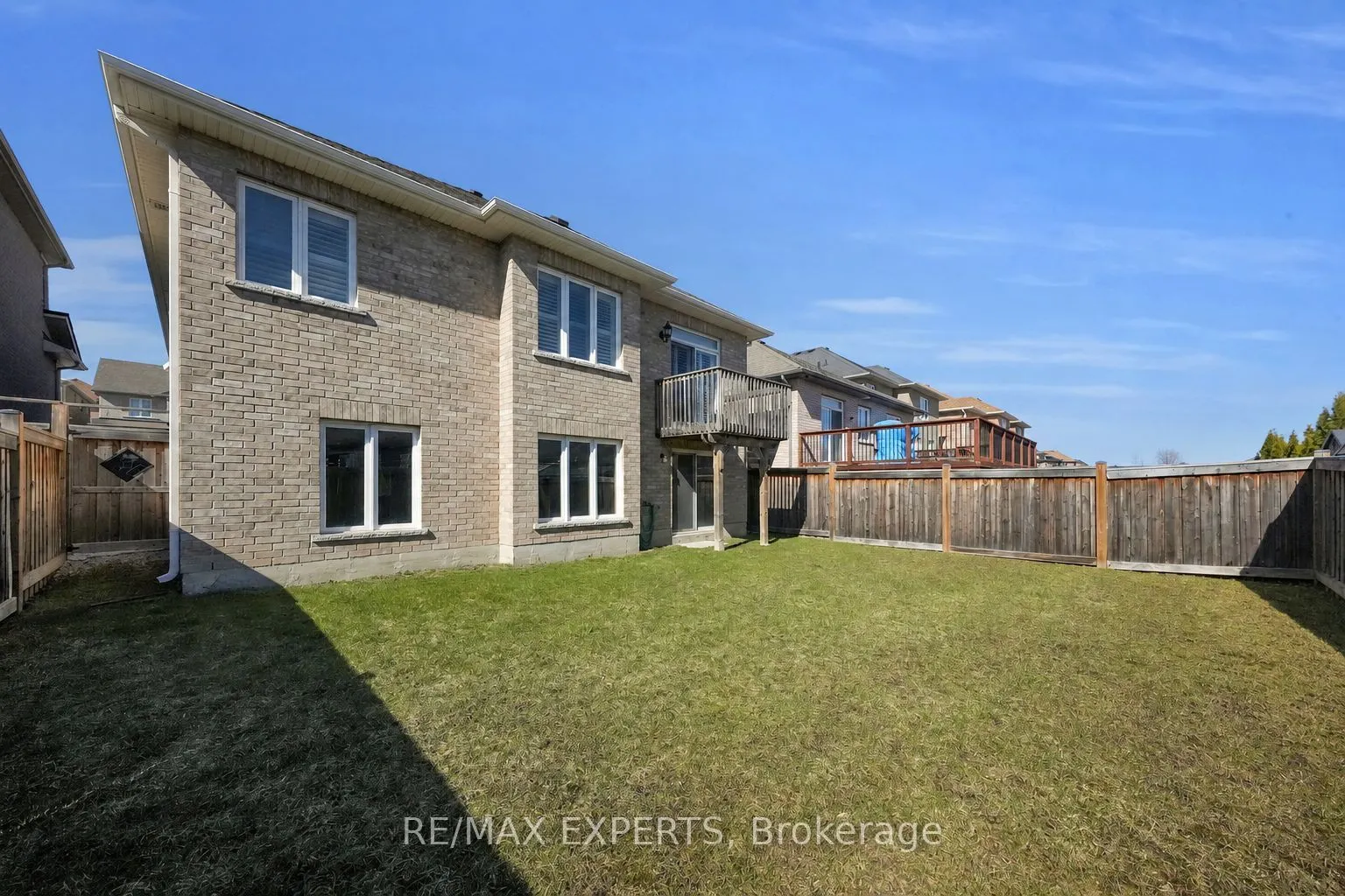 57 Hopkins Crescent N
