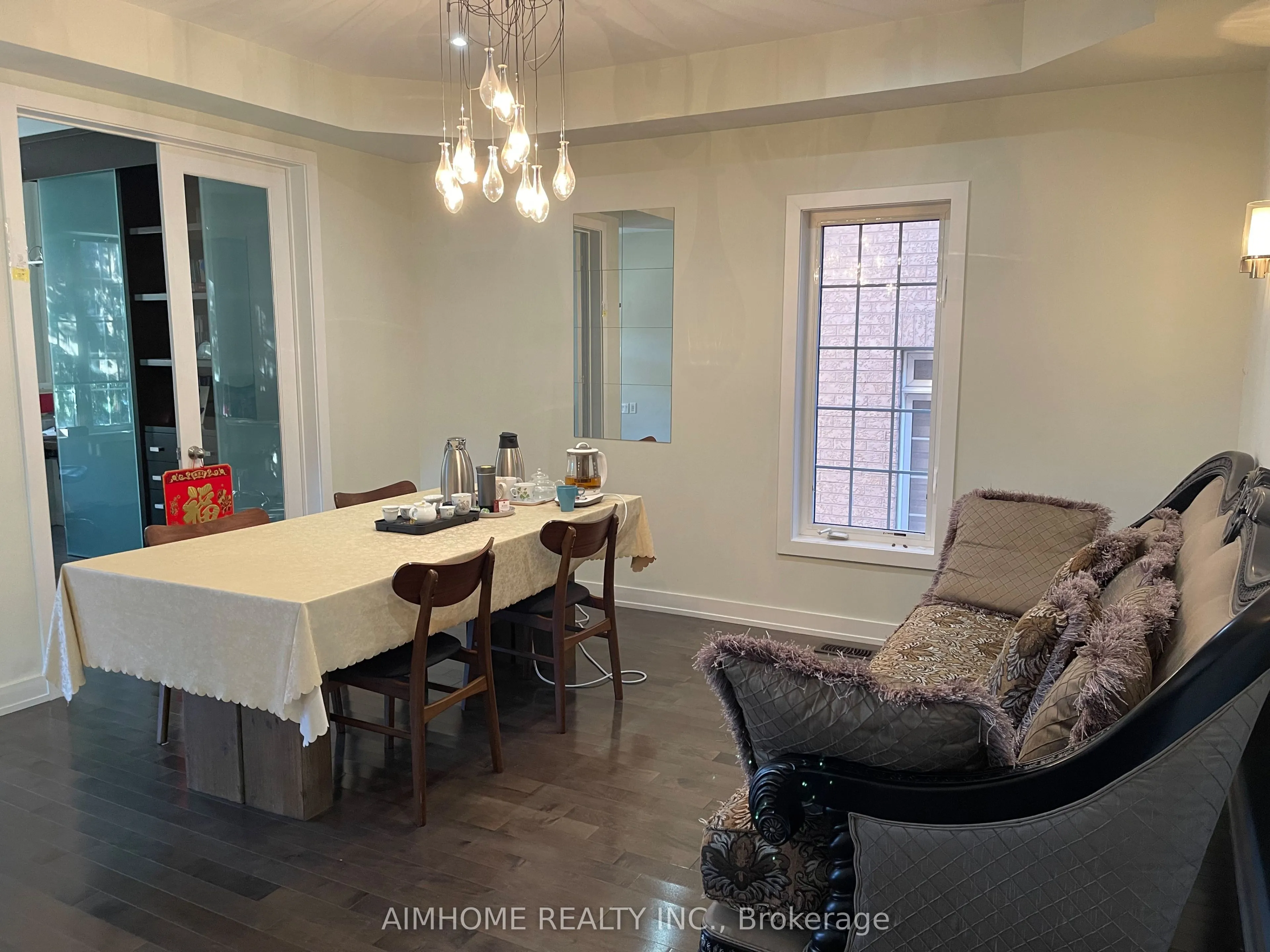 16 Hearthside Avenue #Room 2