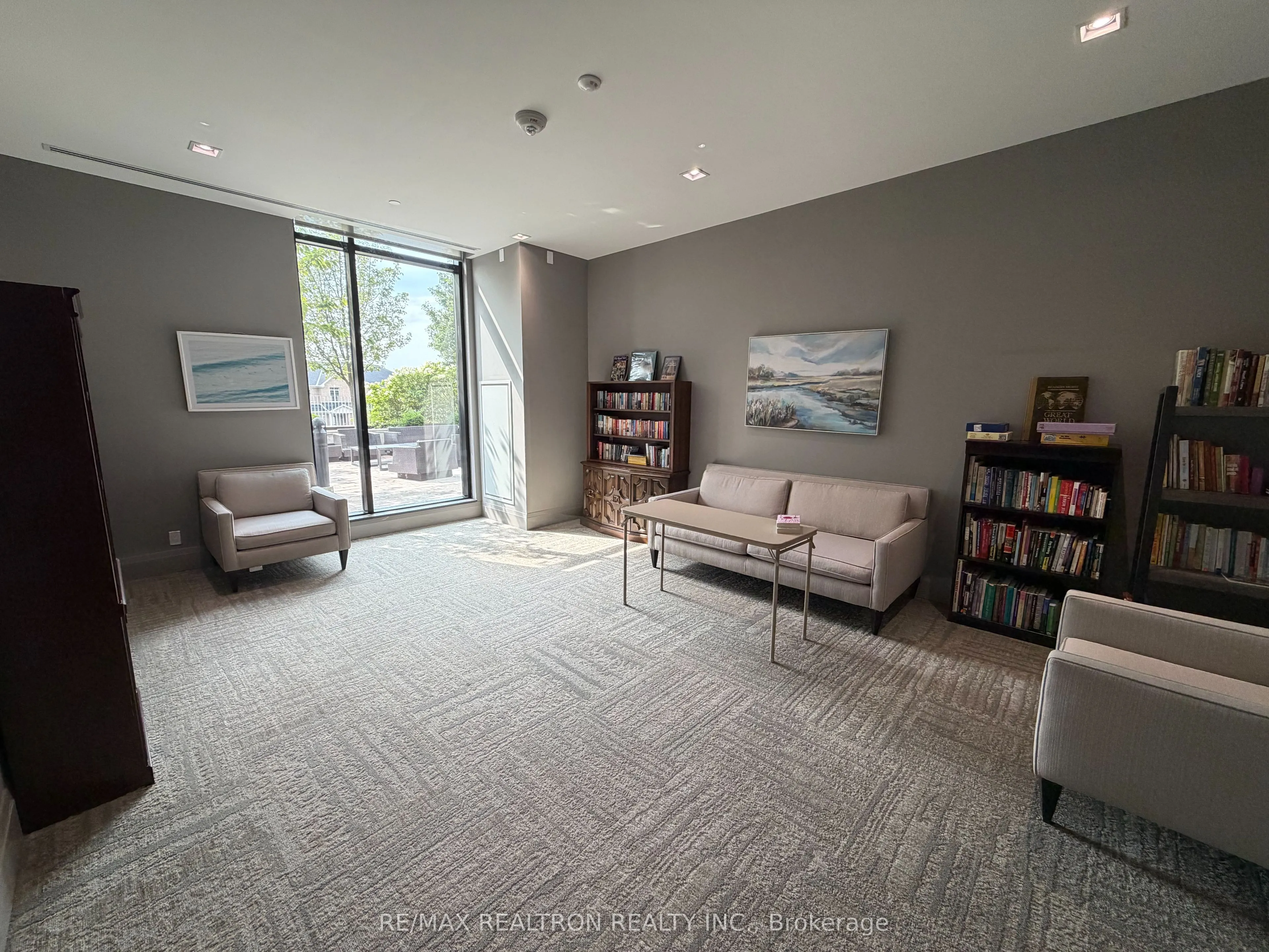 555 William Graham Drive #343