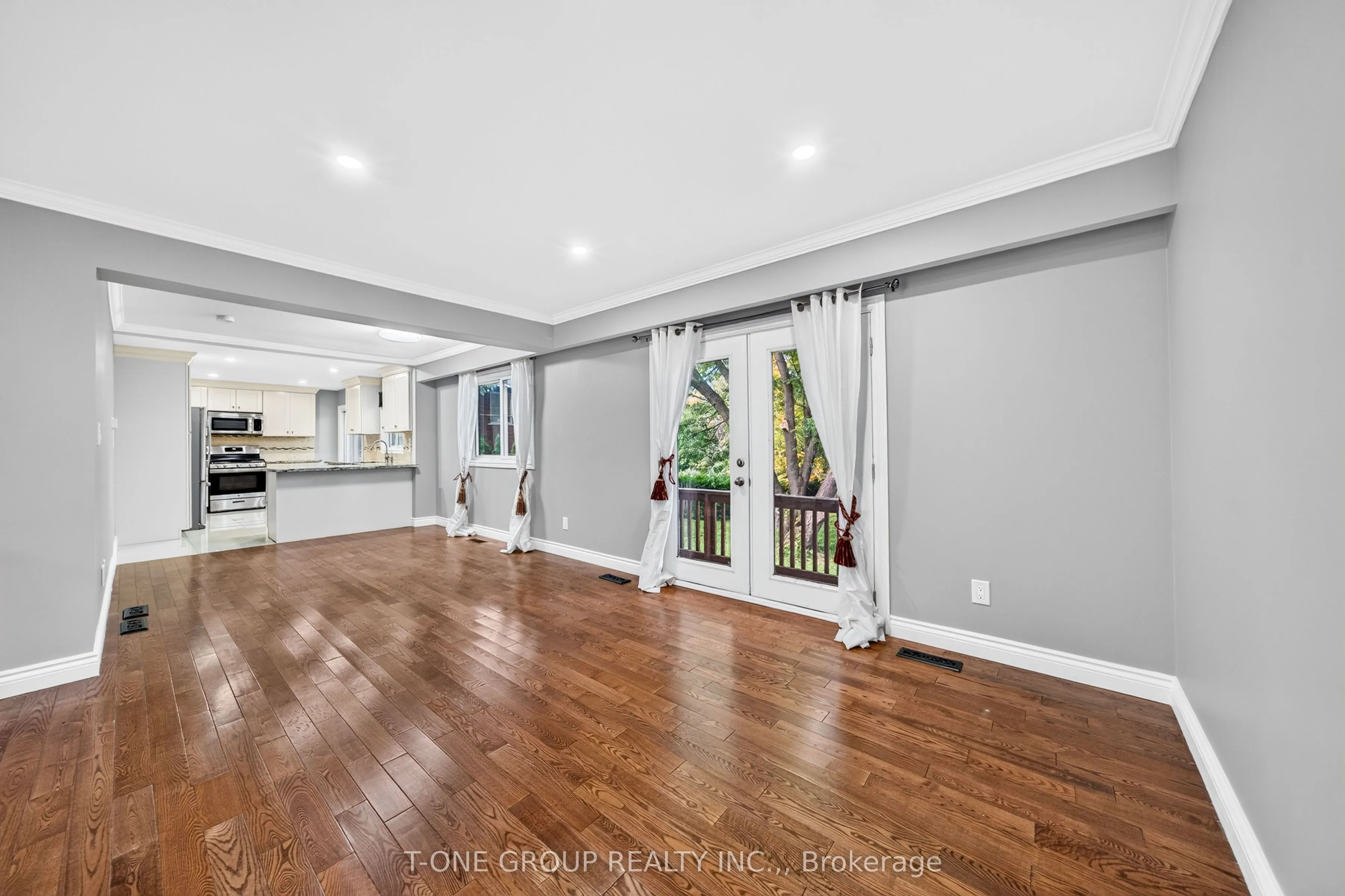 70 Hamilton Drive