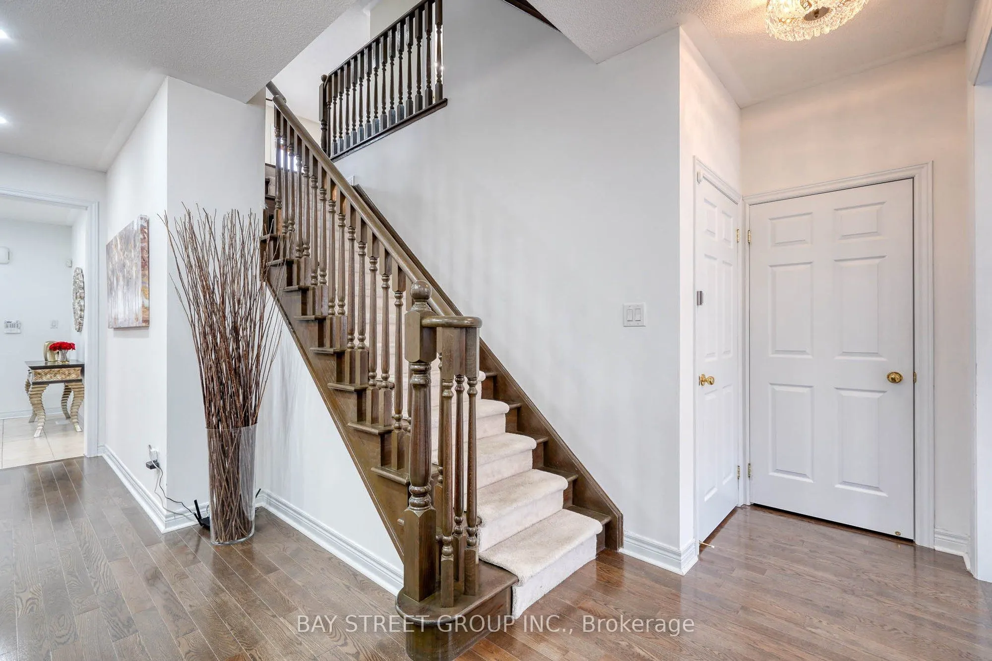 82 Prince Of Wales Drive