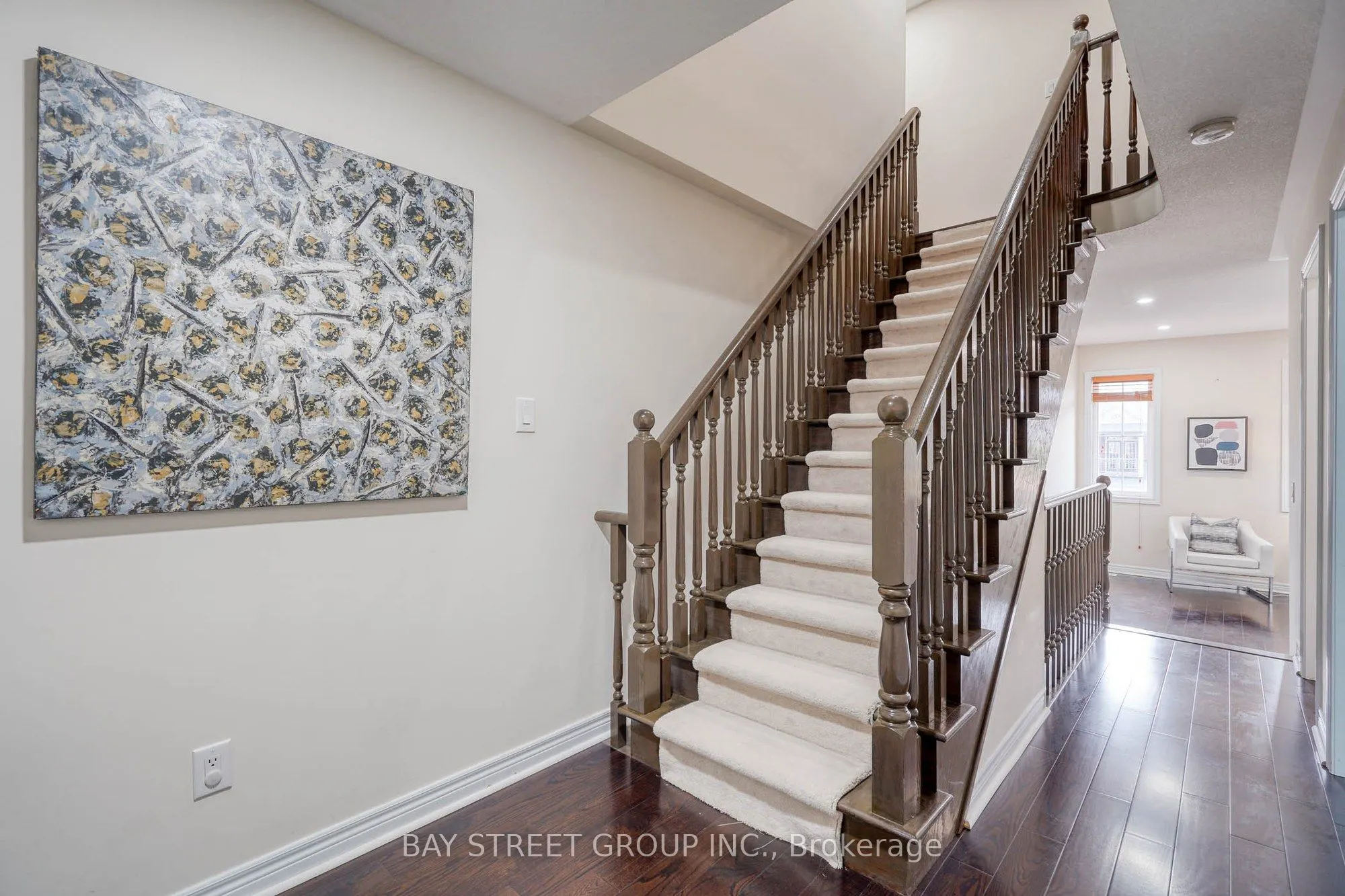 82 Prince Of Wales Drive