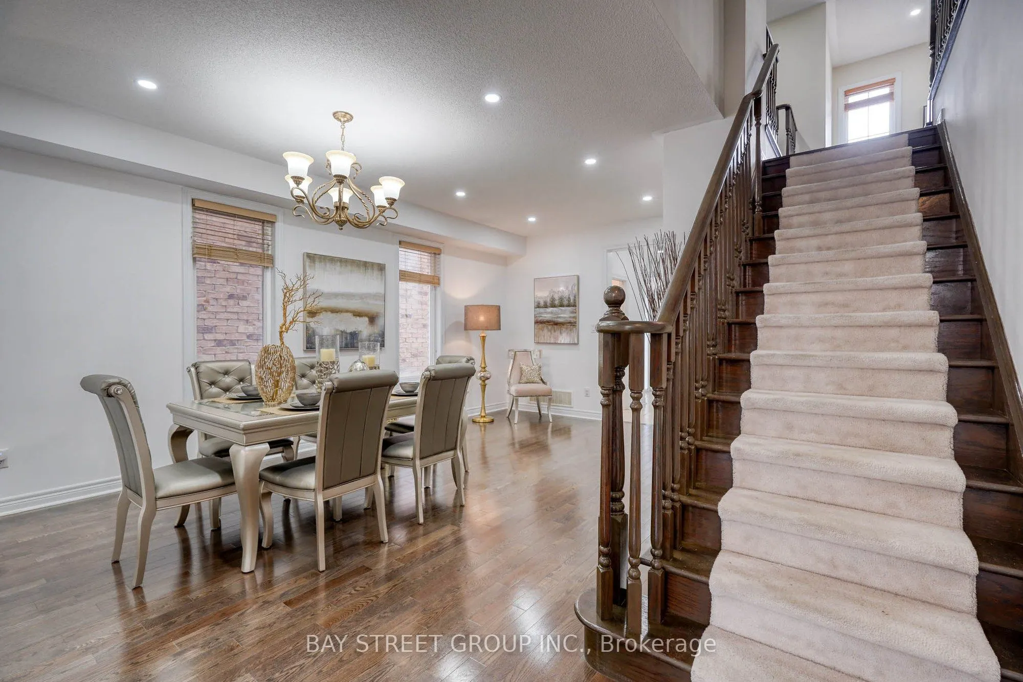 82 Prince Of Wales Drive