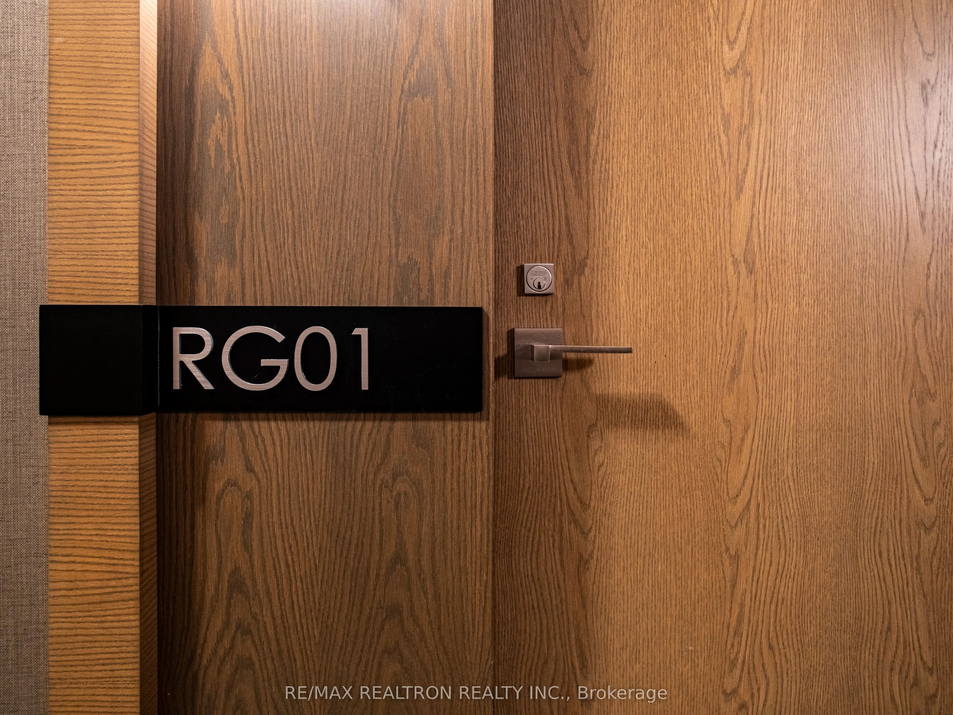 18 Uptown Drive #RG1