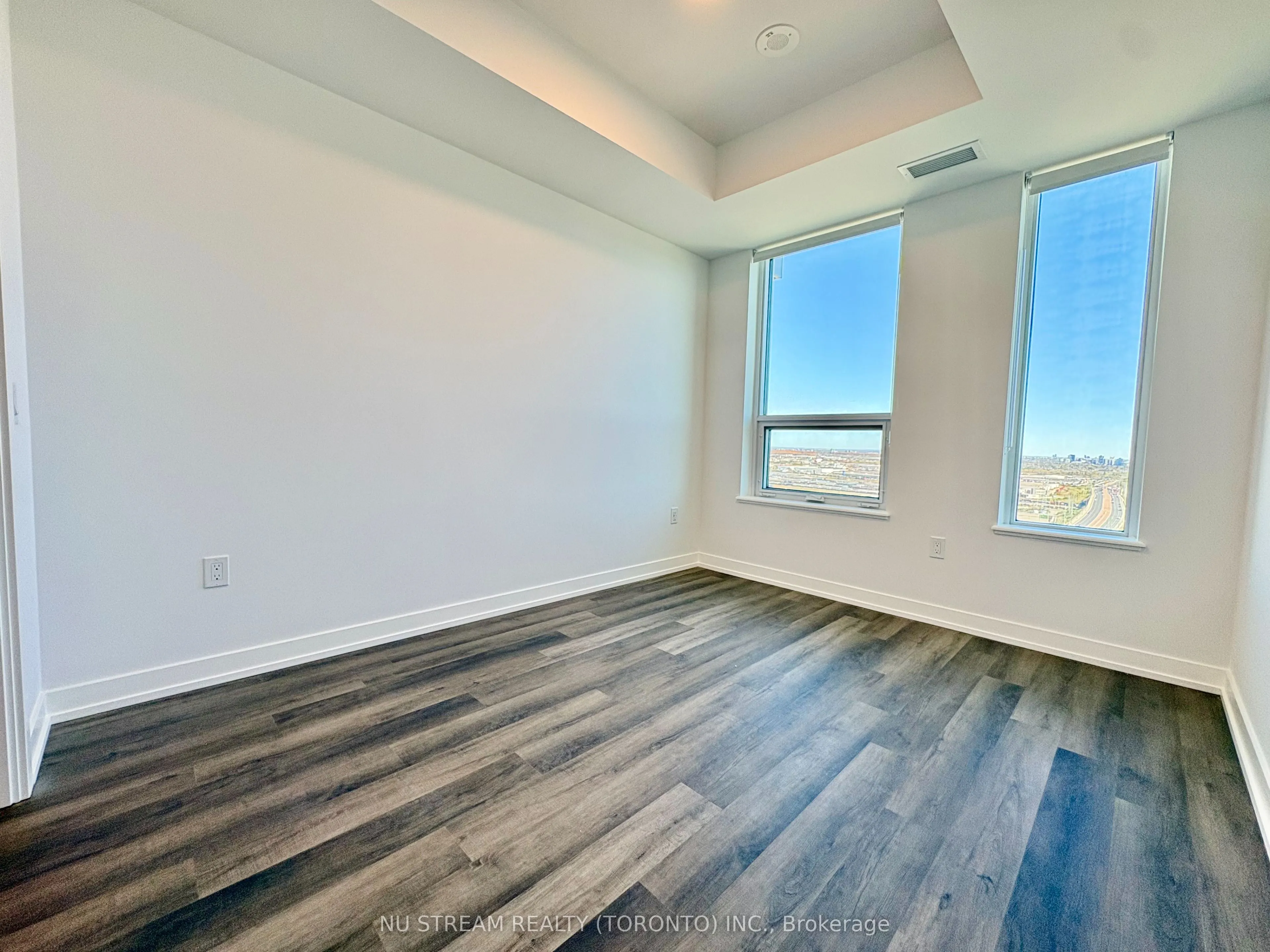 5 Meadowdale Road #2303