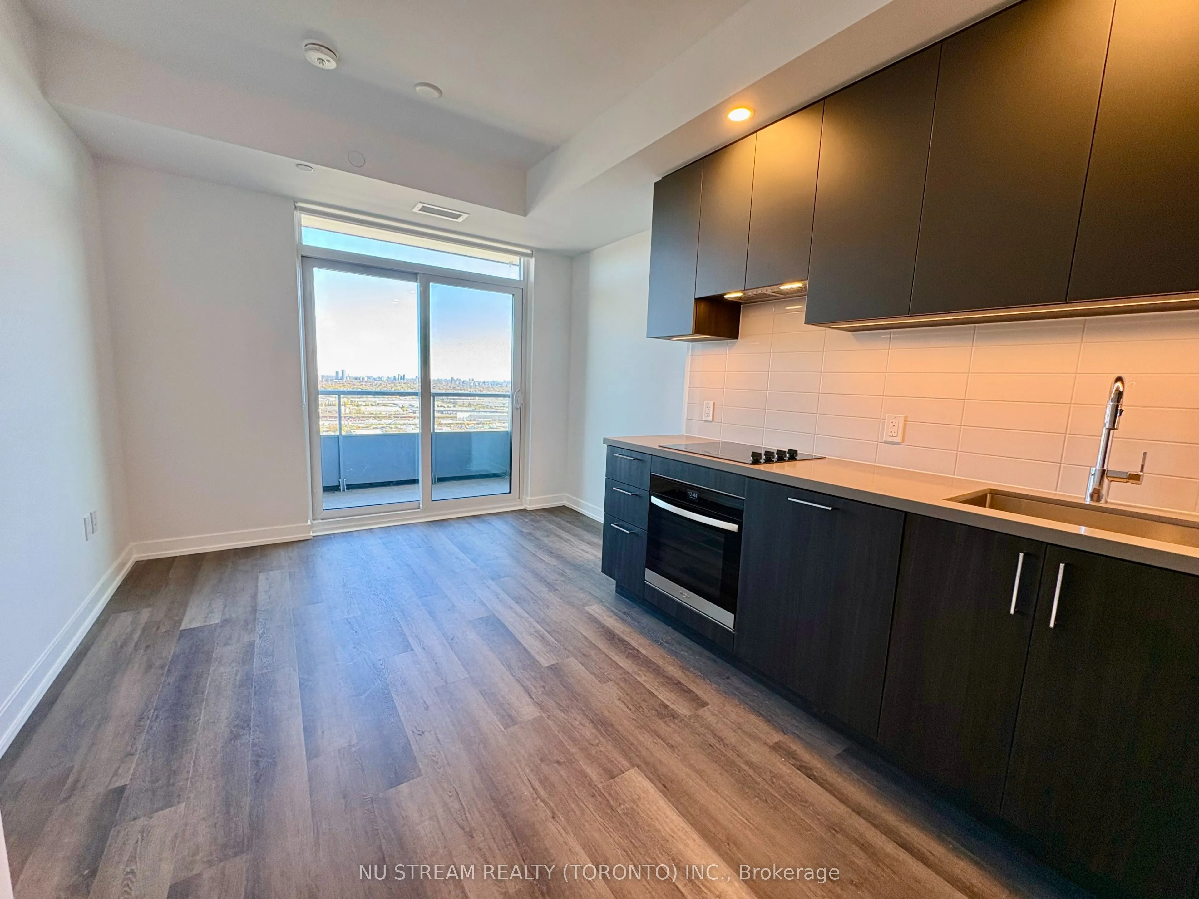 5 Meadowdale Road #2303