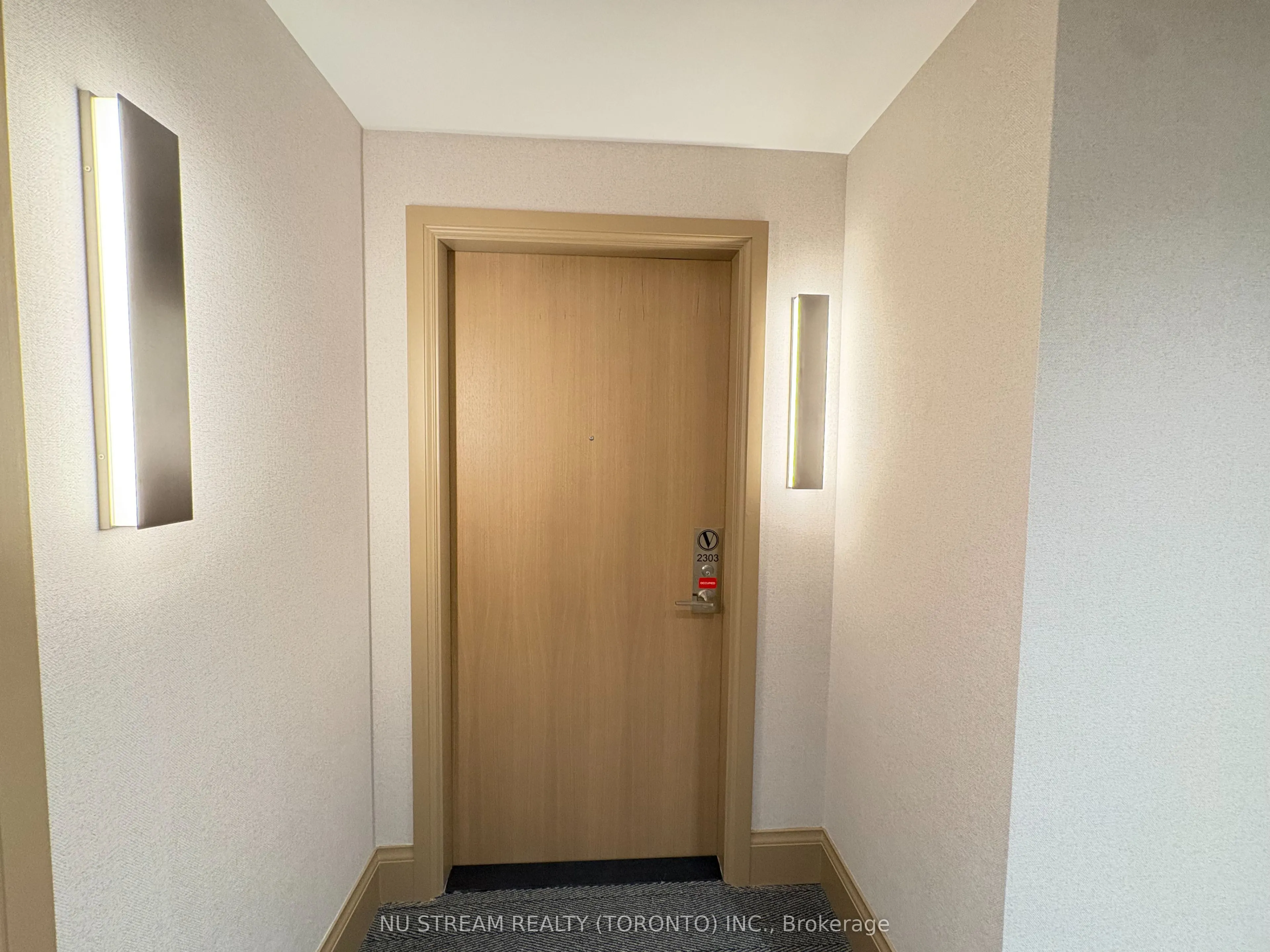 5 Meadowdale Road #2303