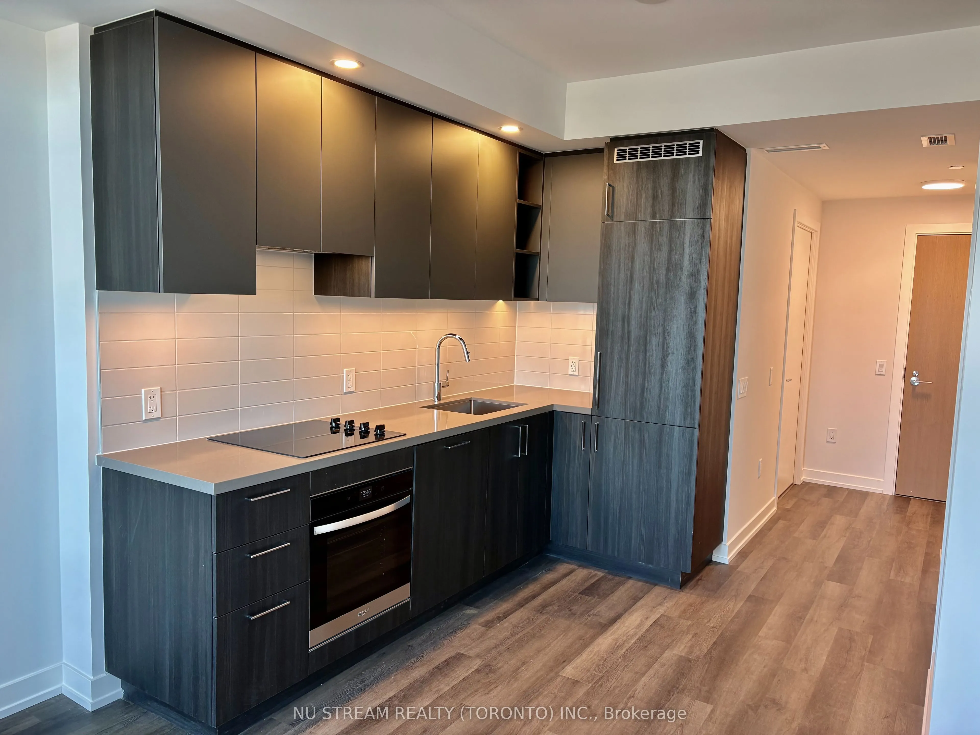 5 Meadowdale Road #2303