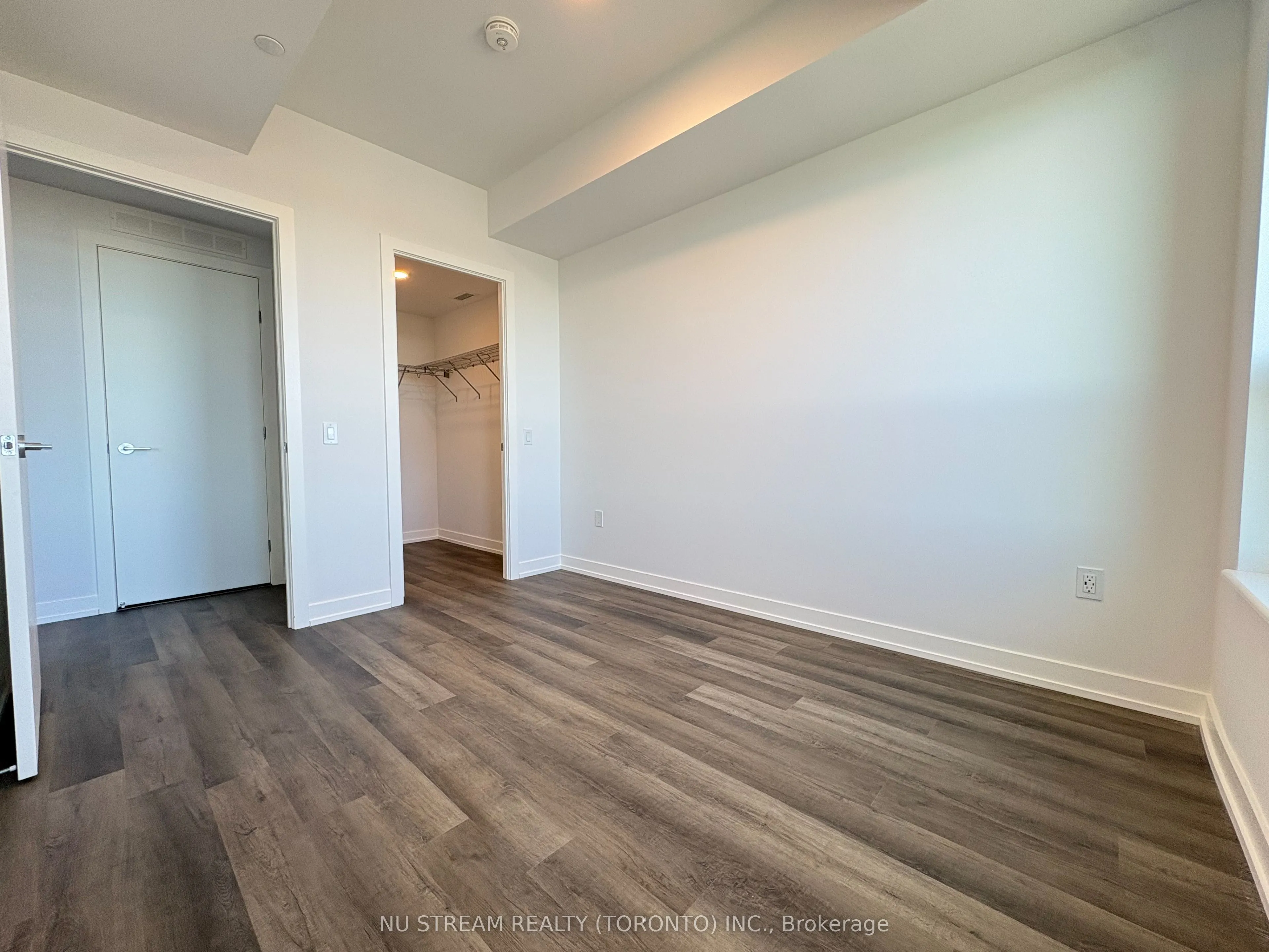 5 Meadowdale Road #2303