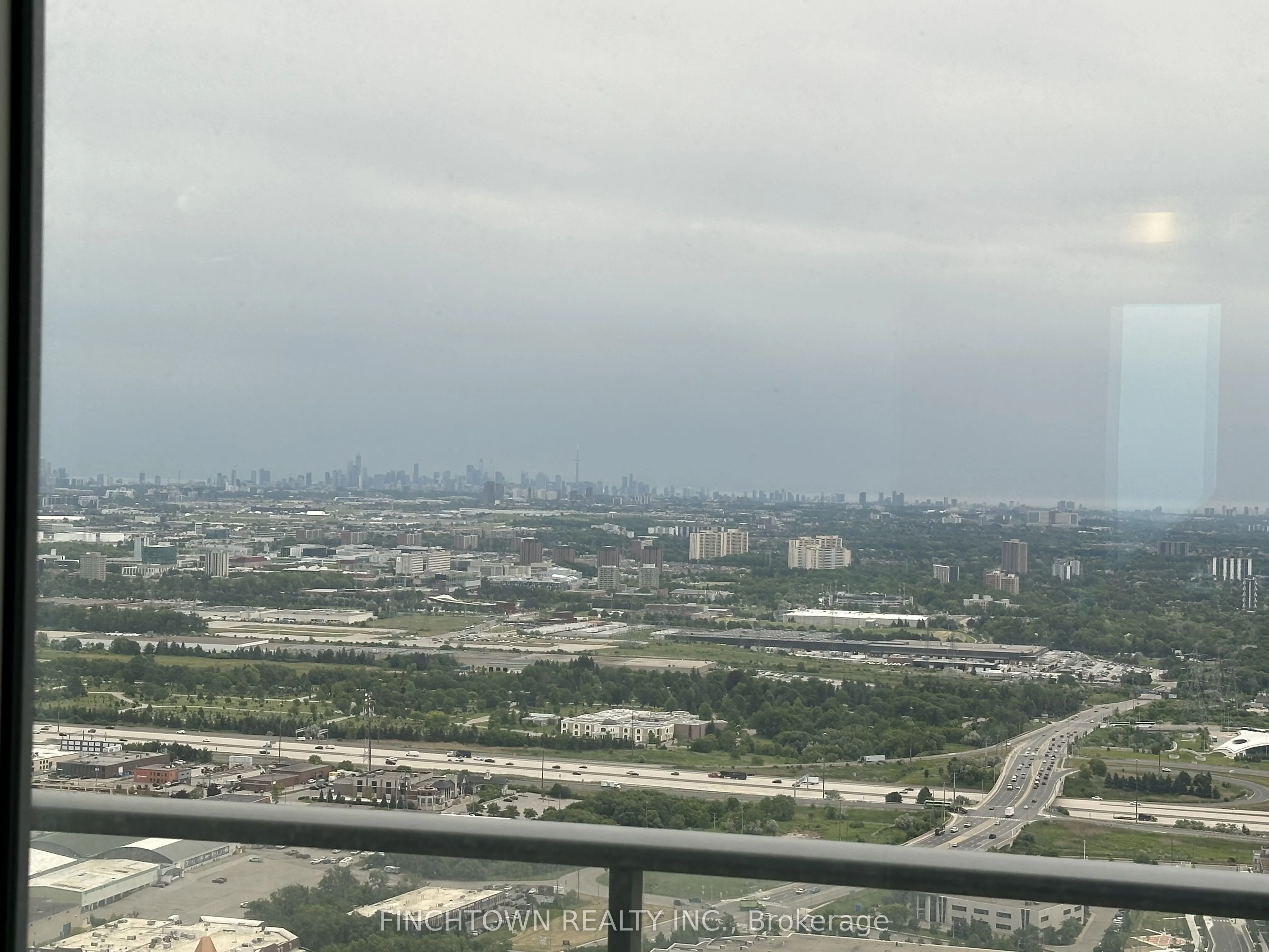 5 Buttermill Avenue #PH09