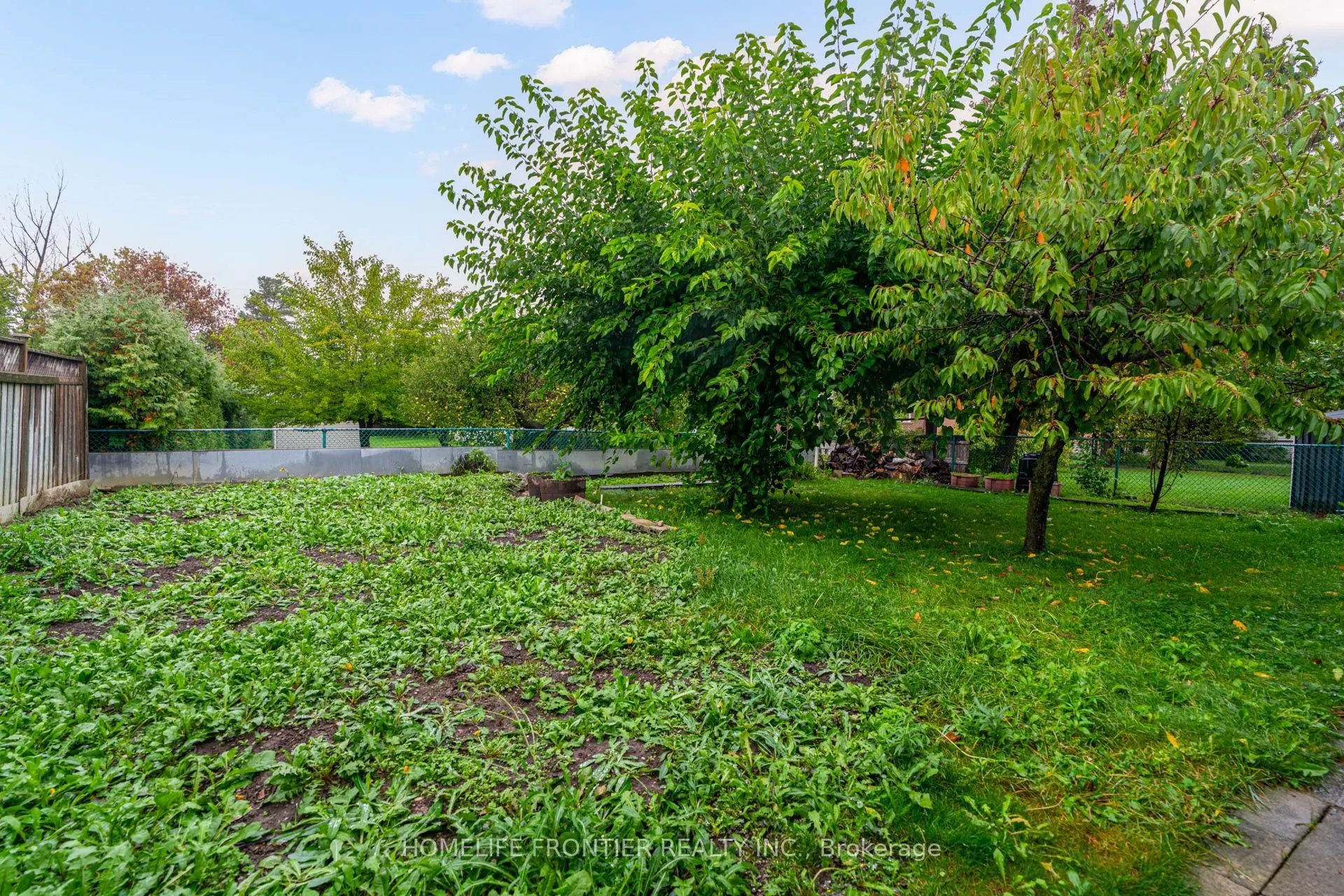 62 Clark Avenue #Upper