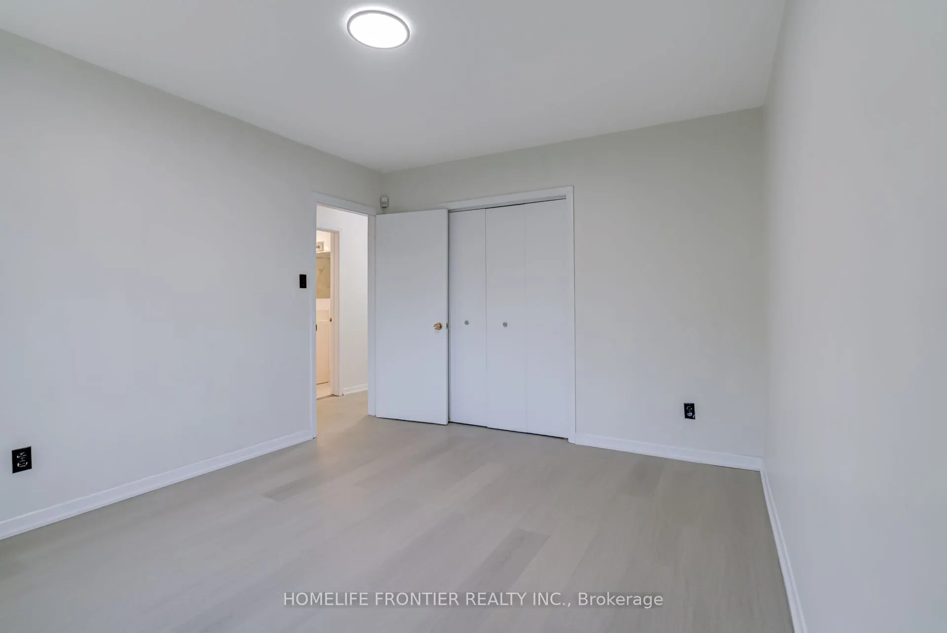 62 Clark Avenue #Upper