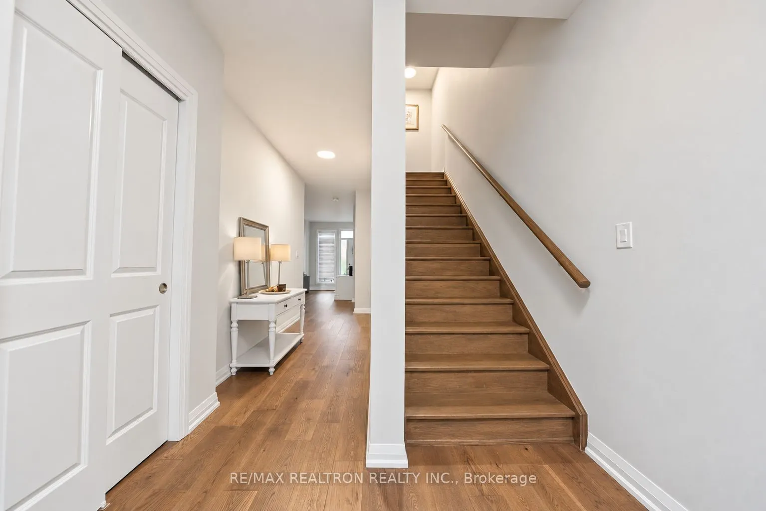 260 Eagle Street #07