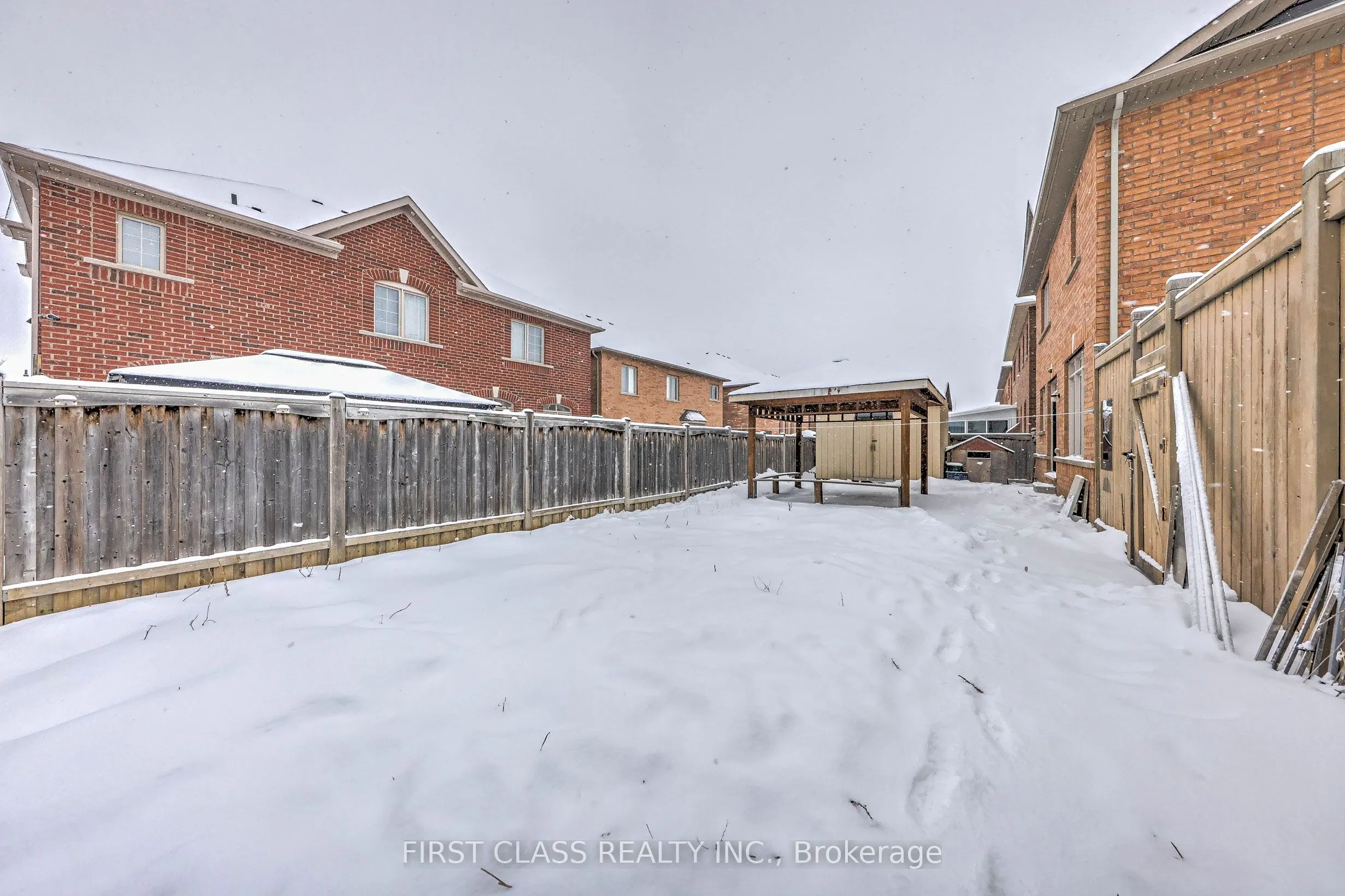 2 James Parrott Avenue