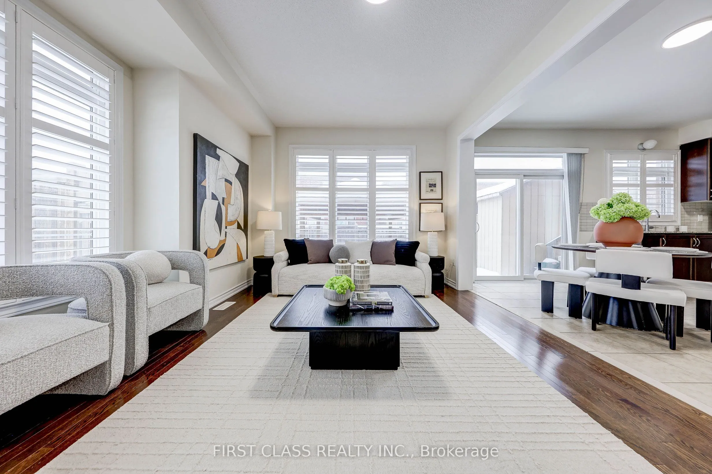 2 James Parrott Avenue