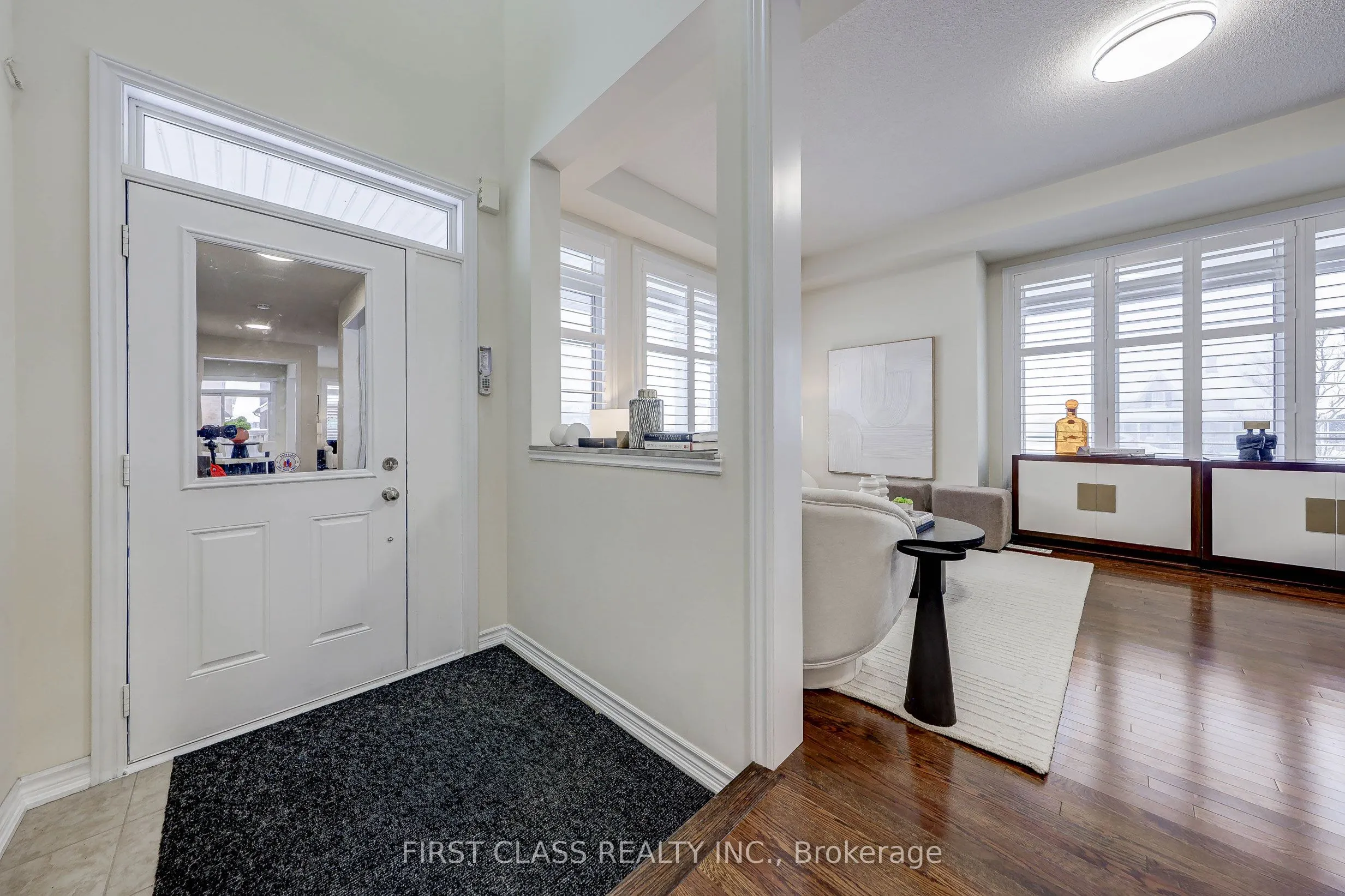 2 James Parrott Avenue