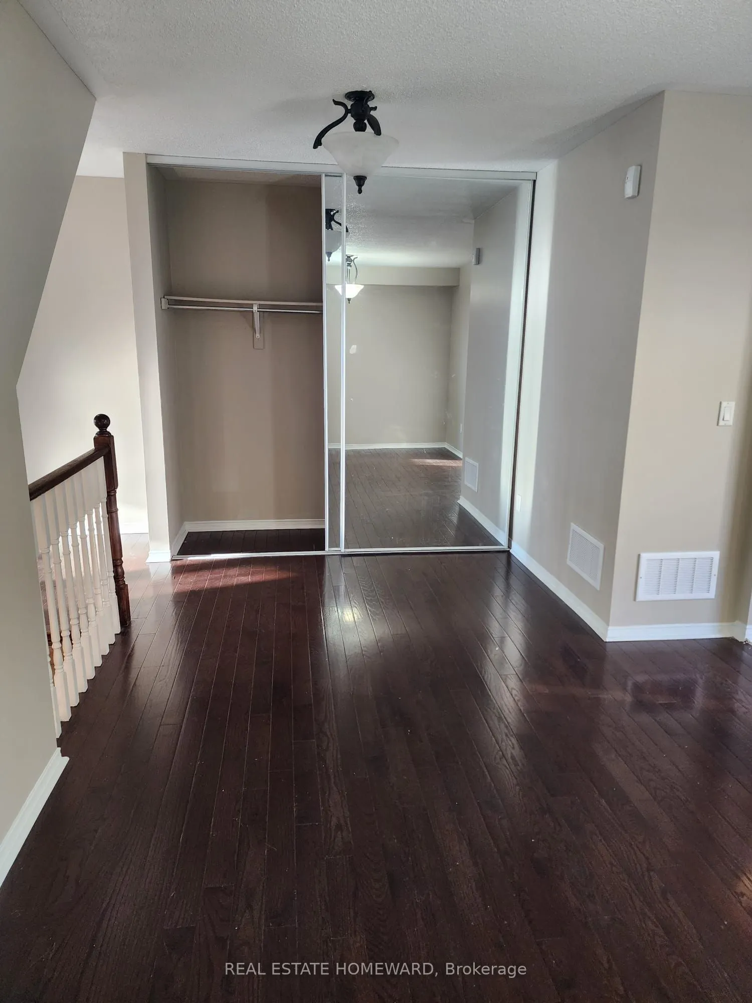 63 Millcliff Circle