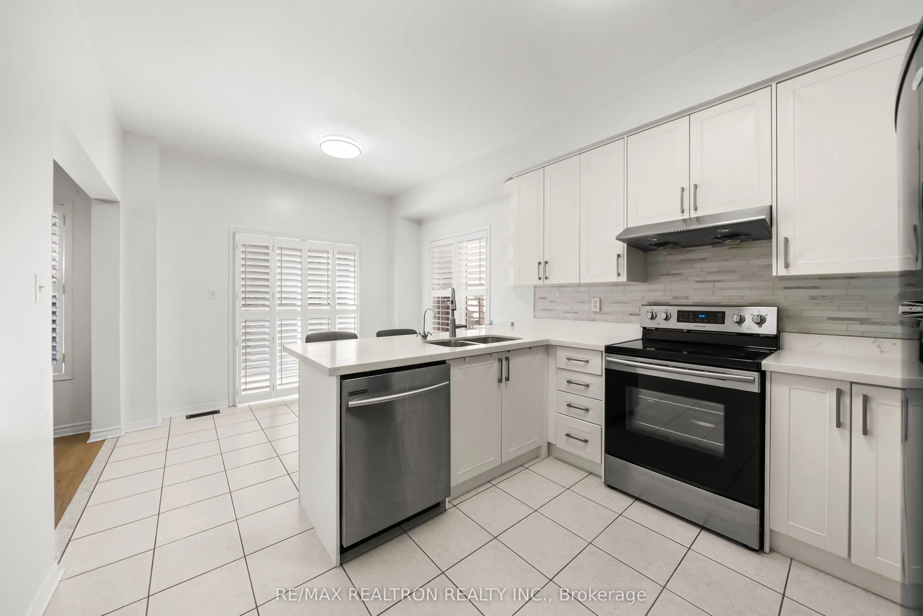 208 Penndutch Circle