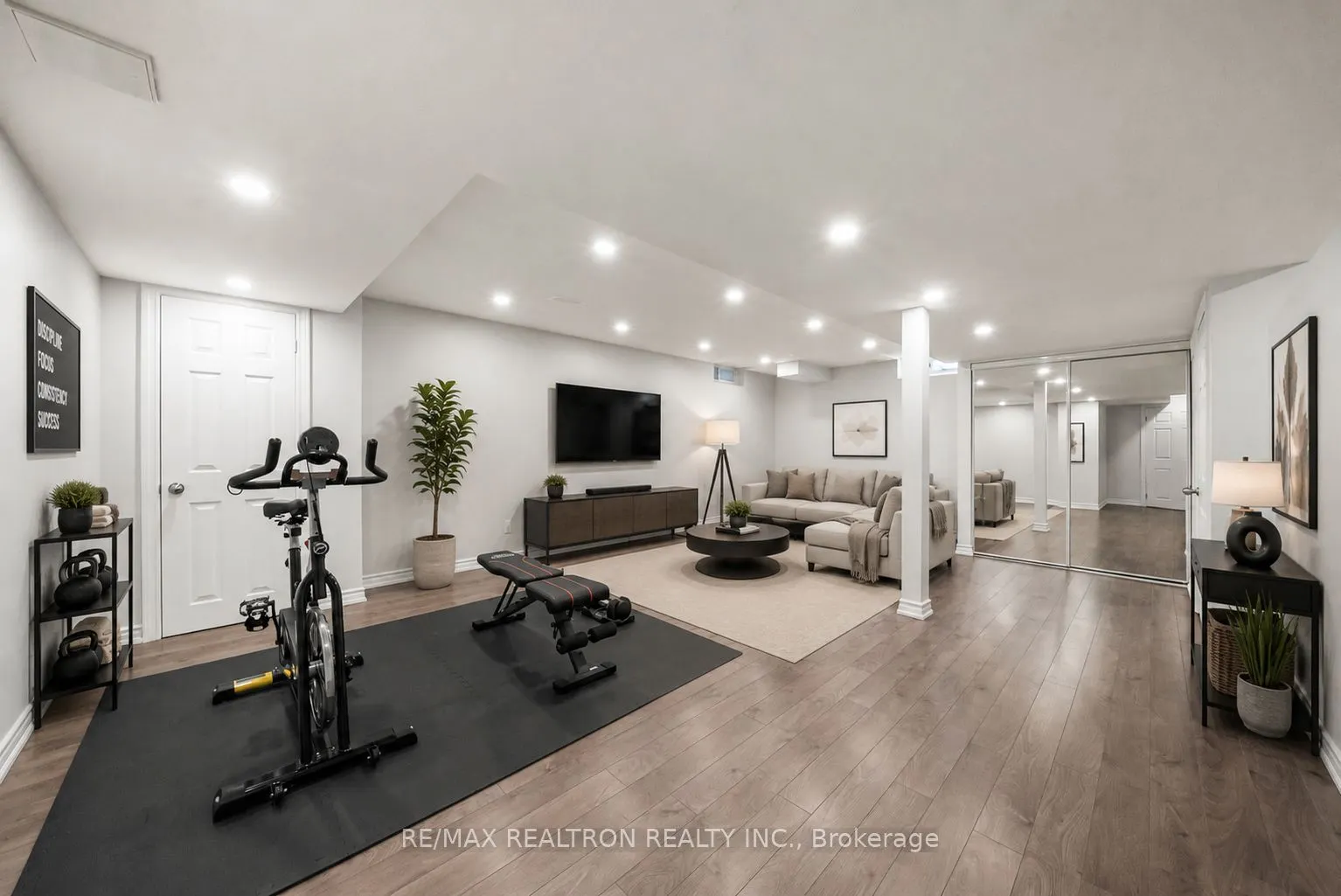 208 Penndutch Circle