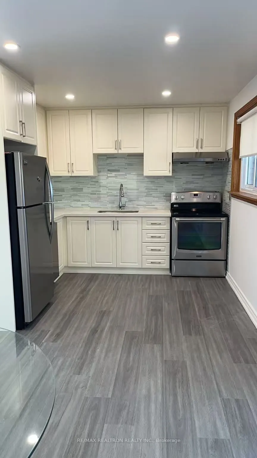 713 Elgin Street