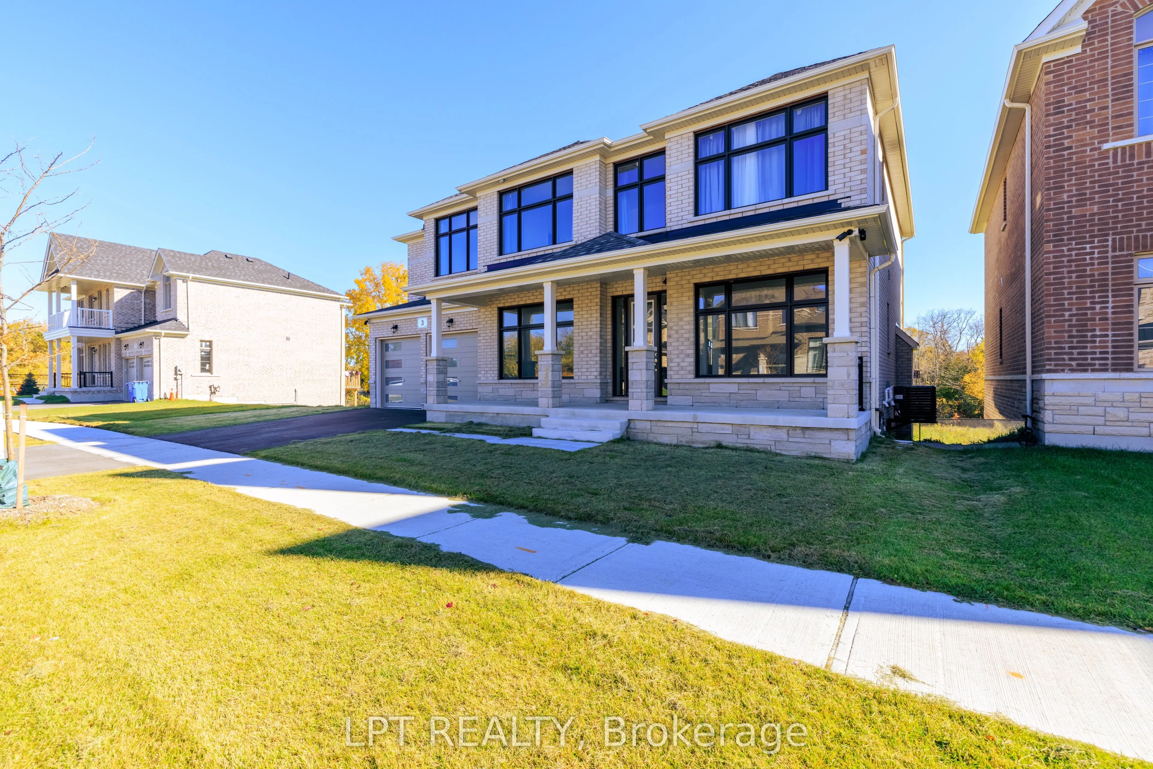 3 Rail Trail Court