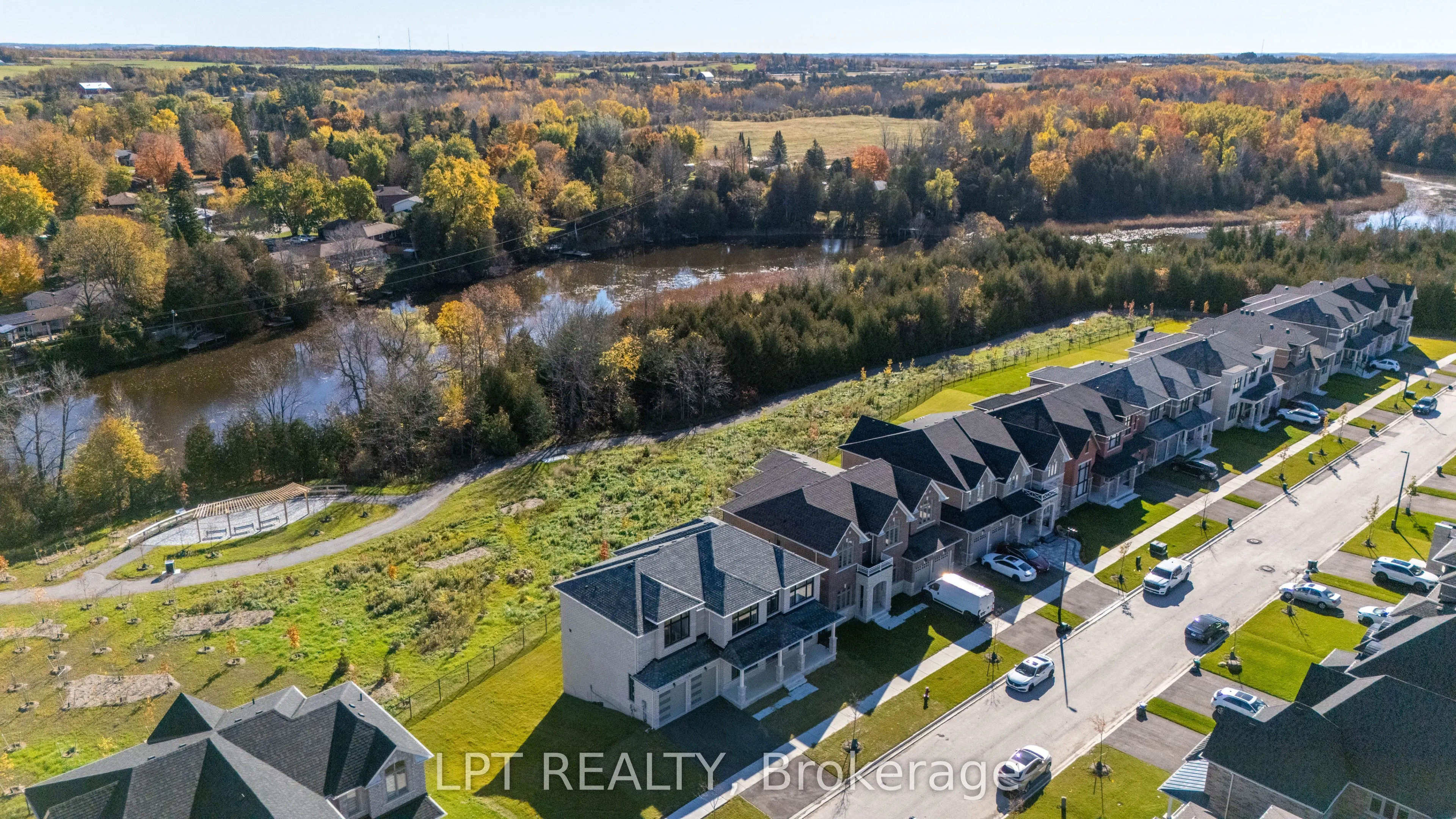 3 Rail Trail Court