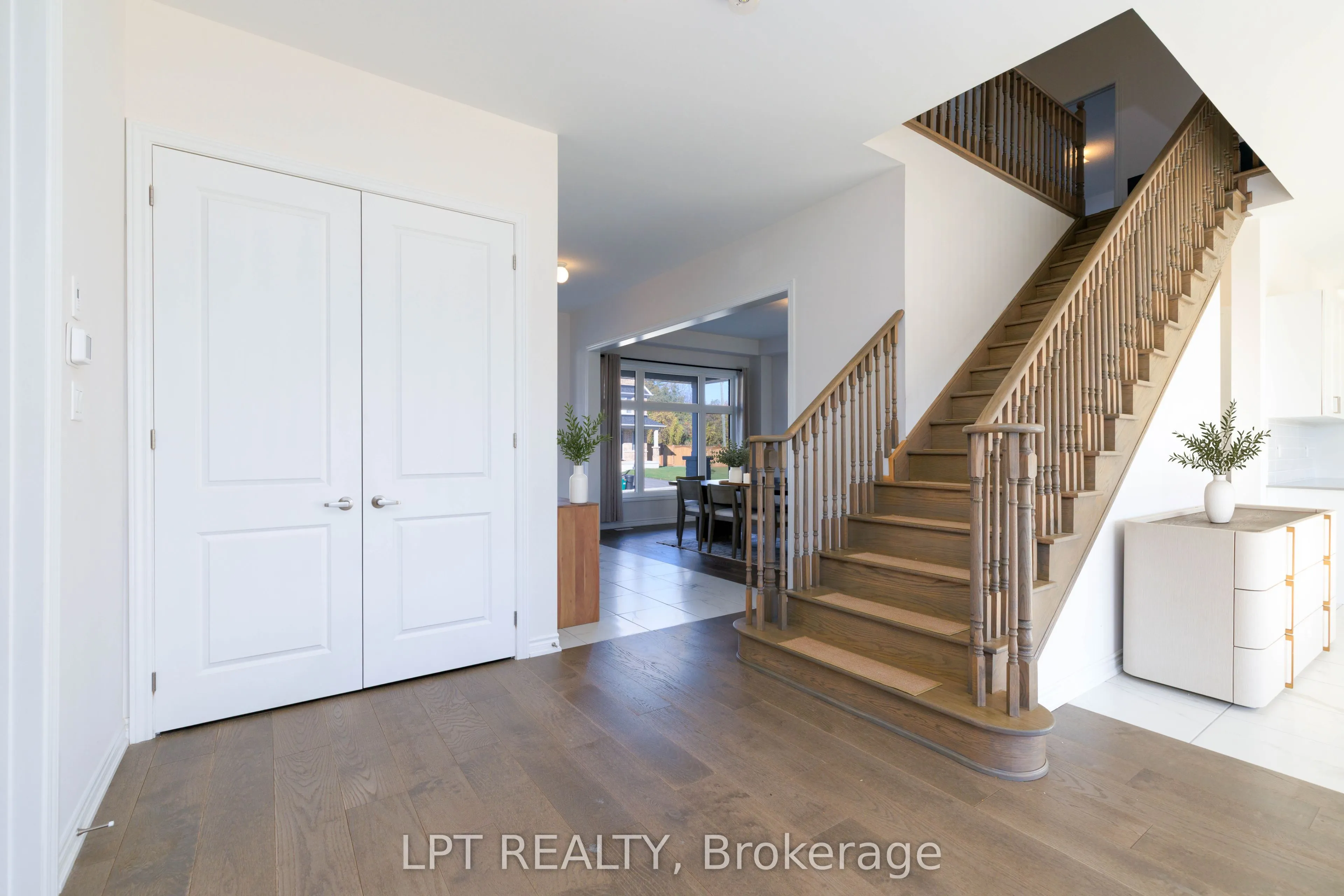 3 Rail Trail Court
