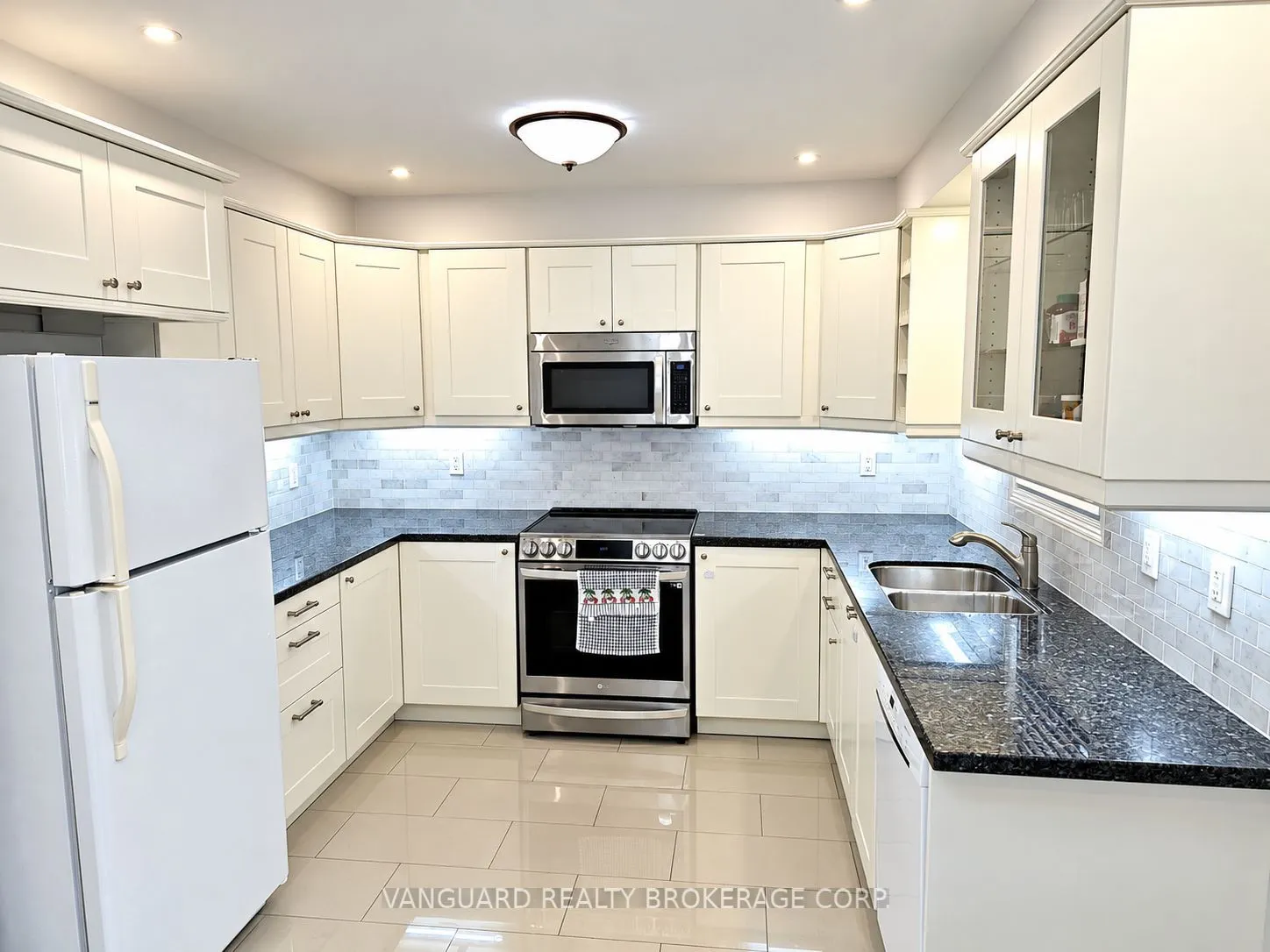 19 Foxchase Avenue #58