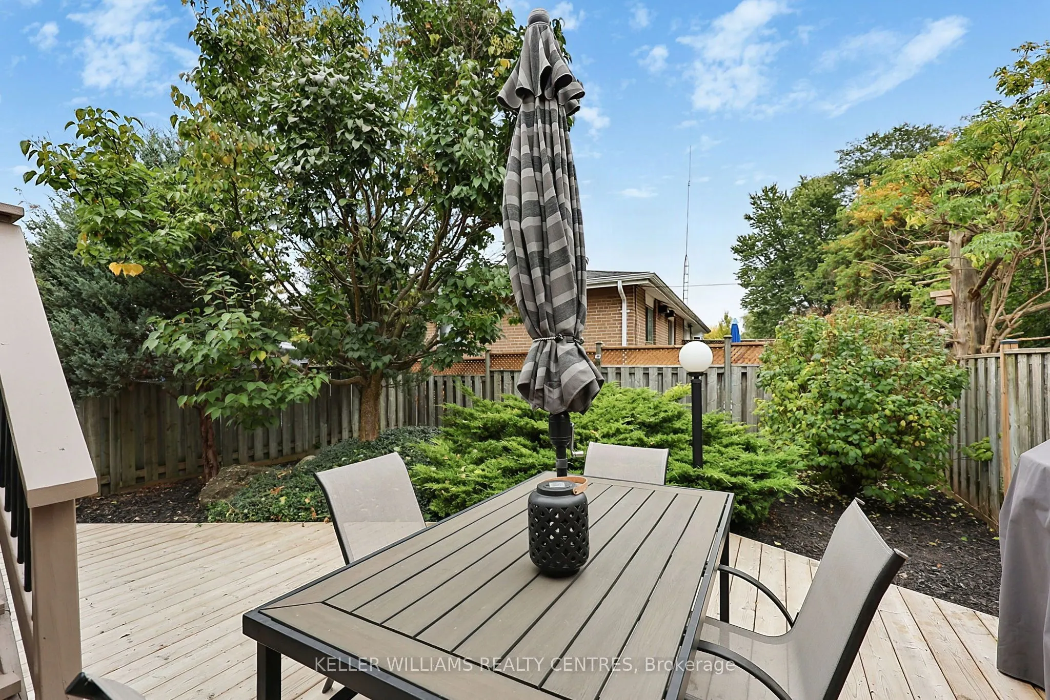 141 Lundys Lane