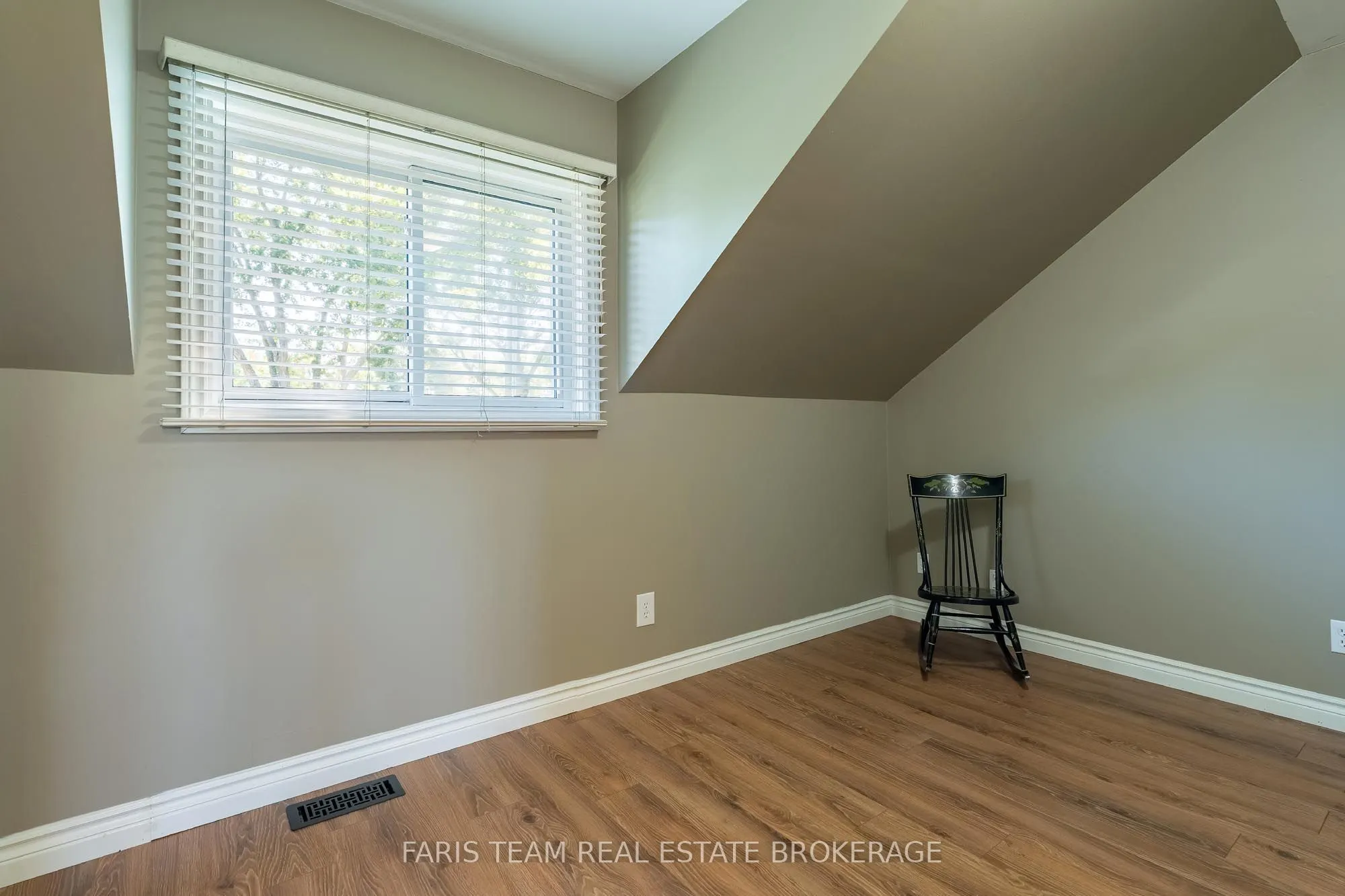 228 Bayshore Road